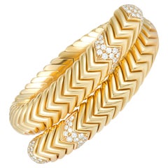 Bvlgari Spiga 18 Karat Yellow Gold Diamond Pave Bangle Bracelet