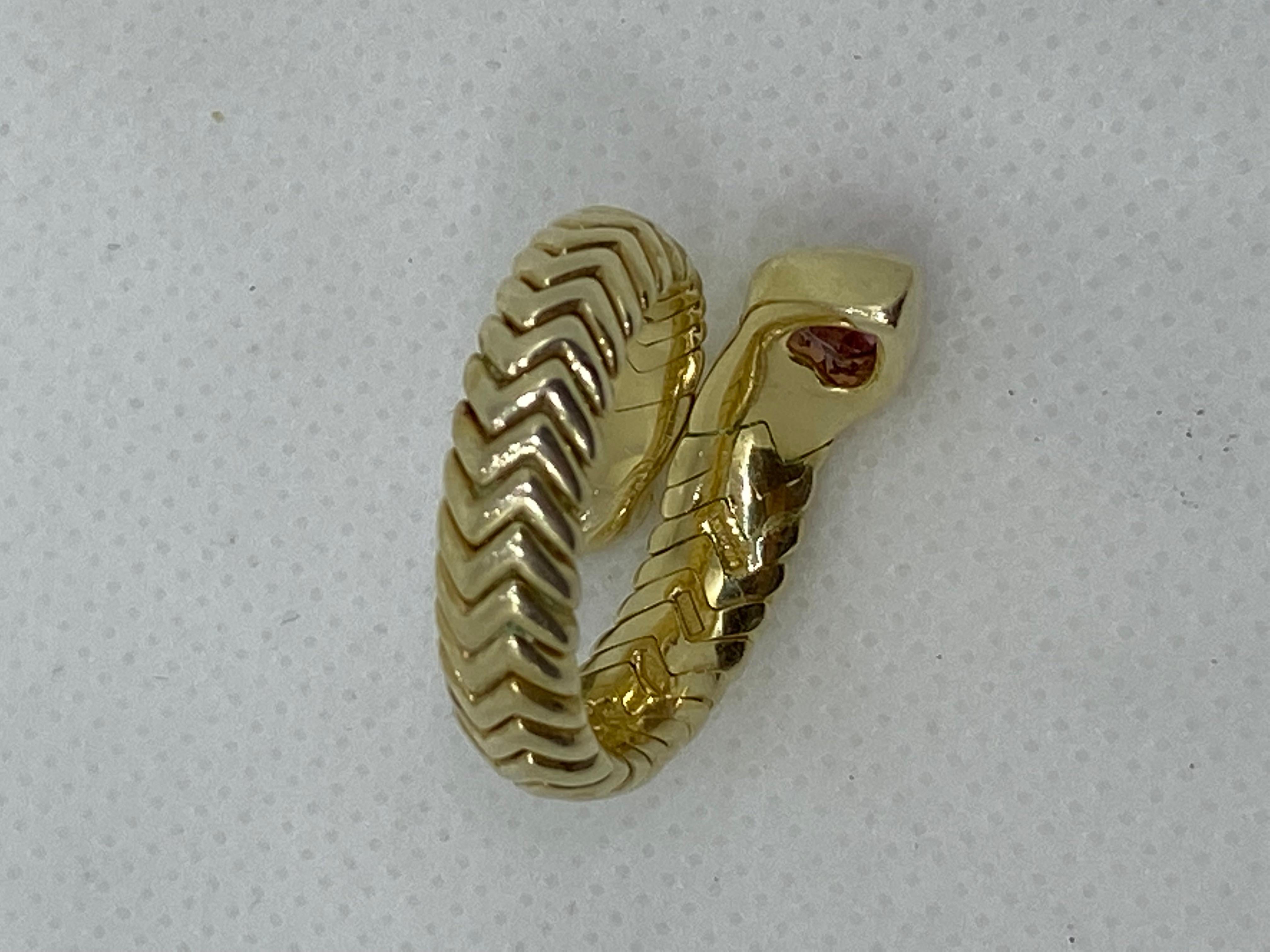 Bvlgari Spiga Herzringe aus 18 Karat Gelbgold mit Peridot und Turmalin im Angebot 5