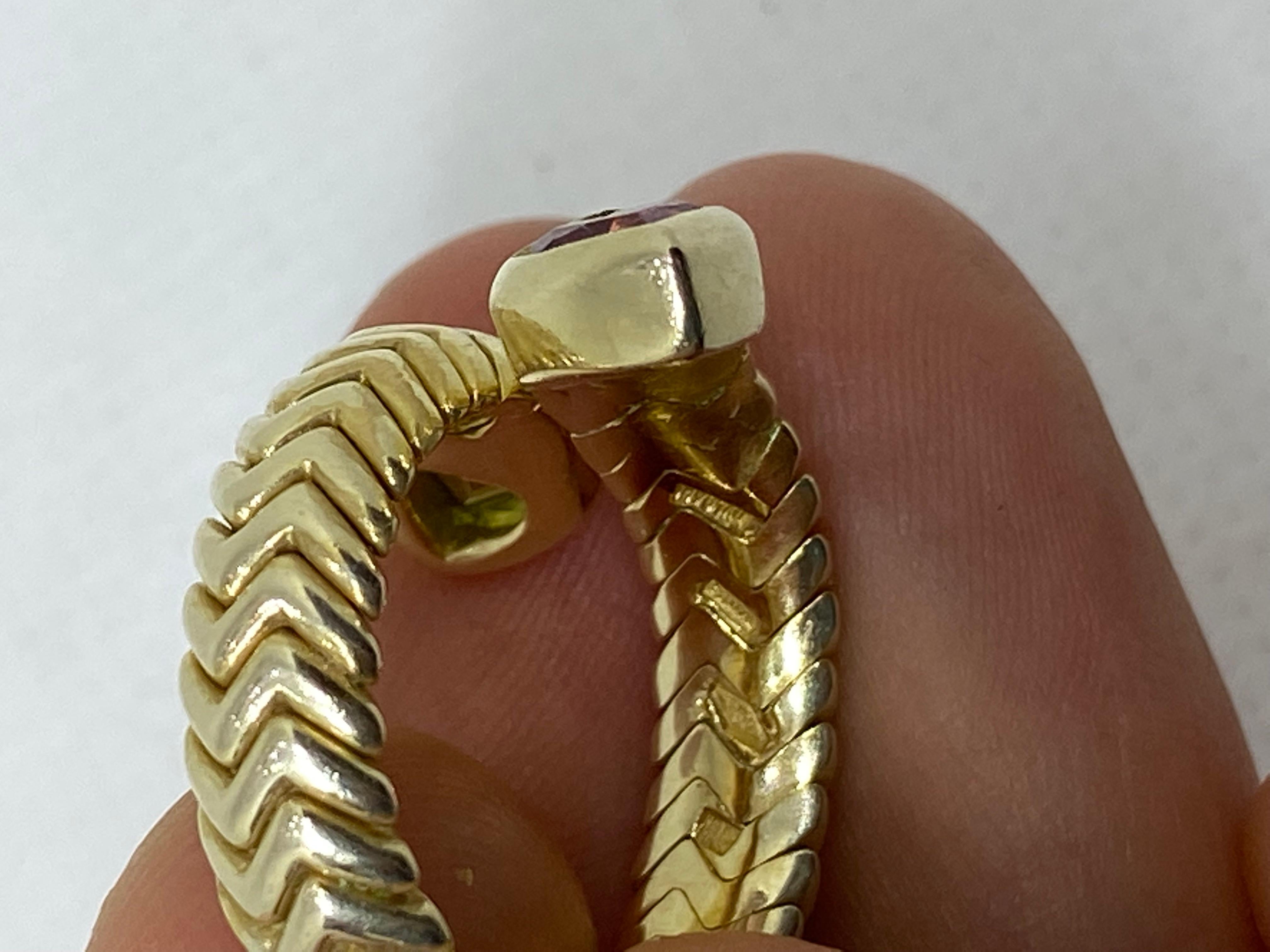 Bvlgari Spiga Herzringe aus 18 Karat Gelbgold mit Peridot und Turmalin im Angebot 6