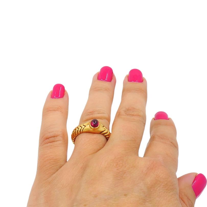 Cabochon Bvlgari  Anello Spiga con tormalina in oro 18 carati