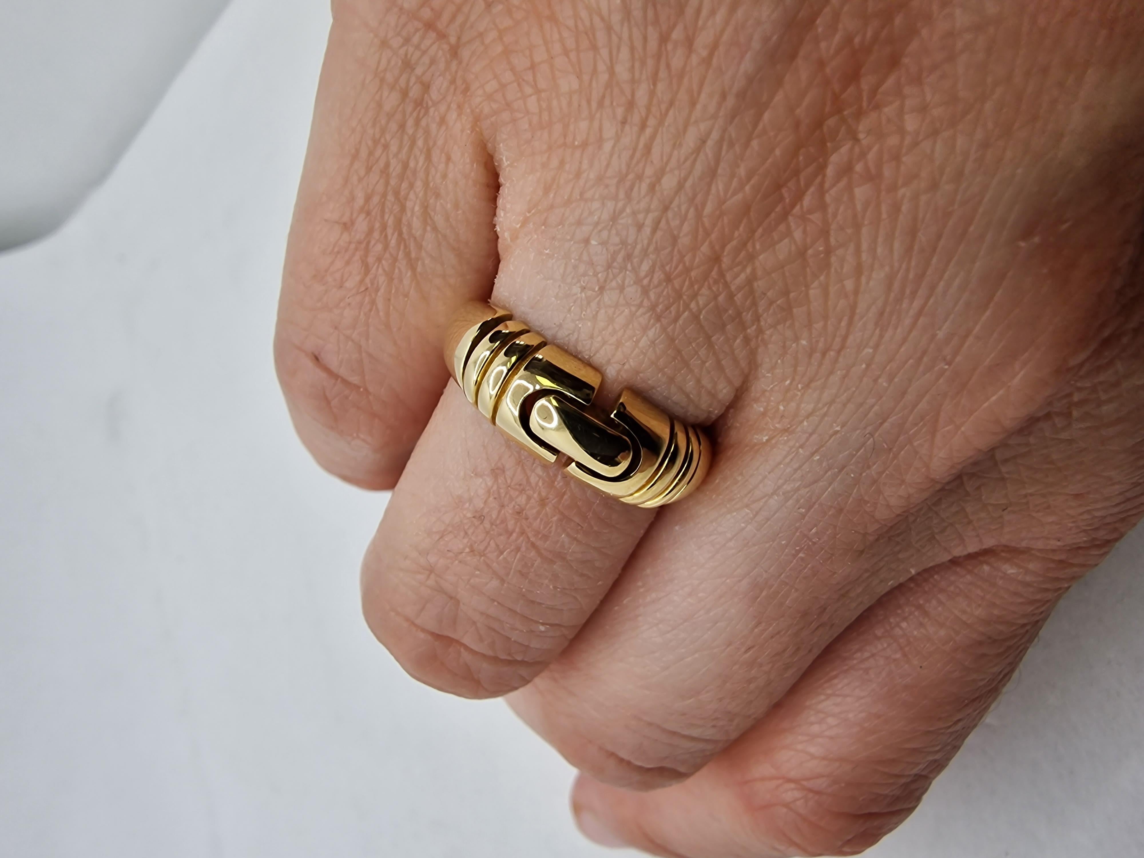 Bvlgari Spiga 18 Karat Yellow Gold Ring In Excellent Condition In Milano, IT
