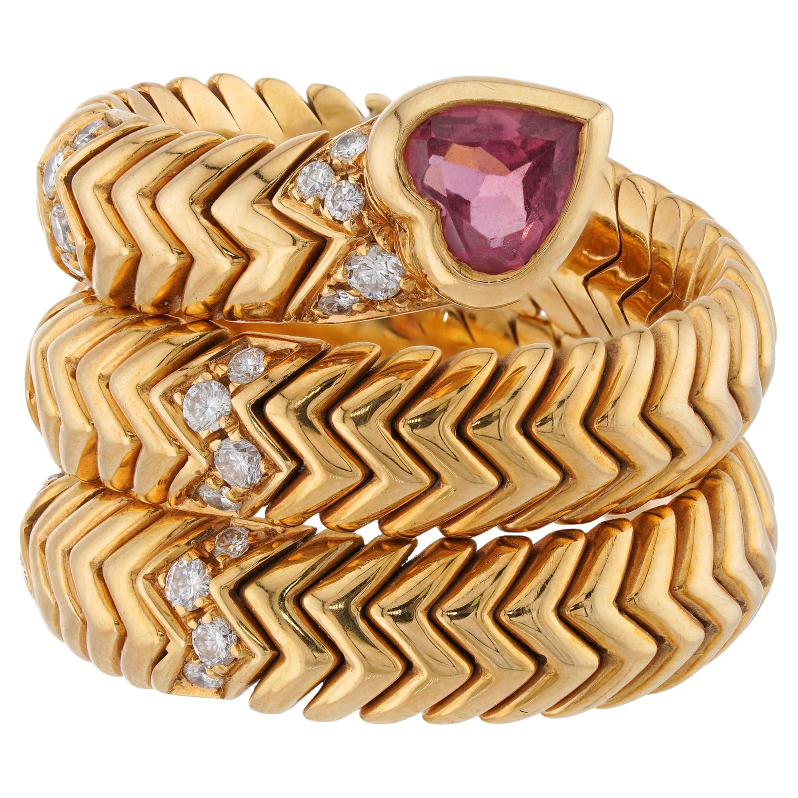 BVLGARI Verstellbarer Ring, BVLGARI Spiga Diamant Rosa Rubellit Herz Gelbgold 3-reihig im Zustand „Hervorragend“ im Angebot in New York, NY