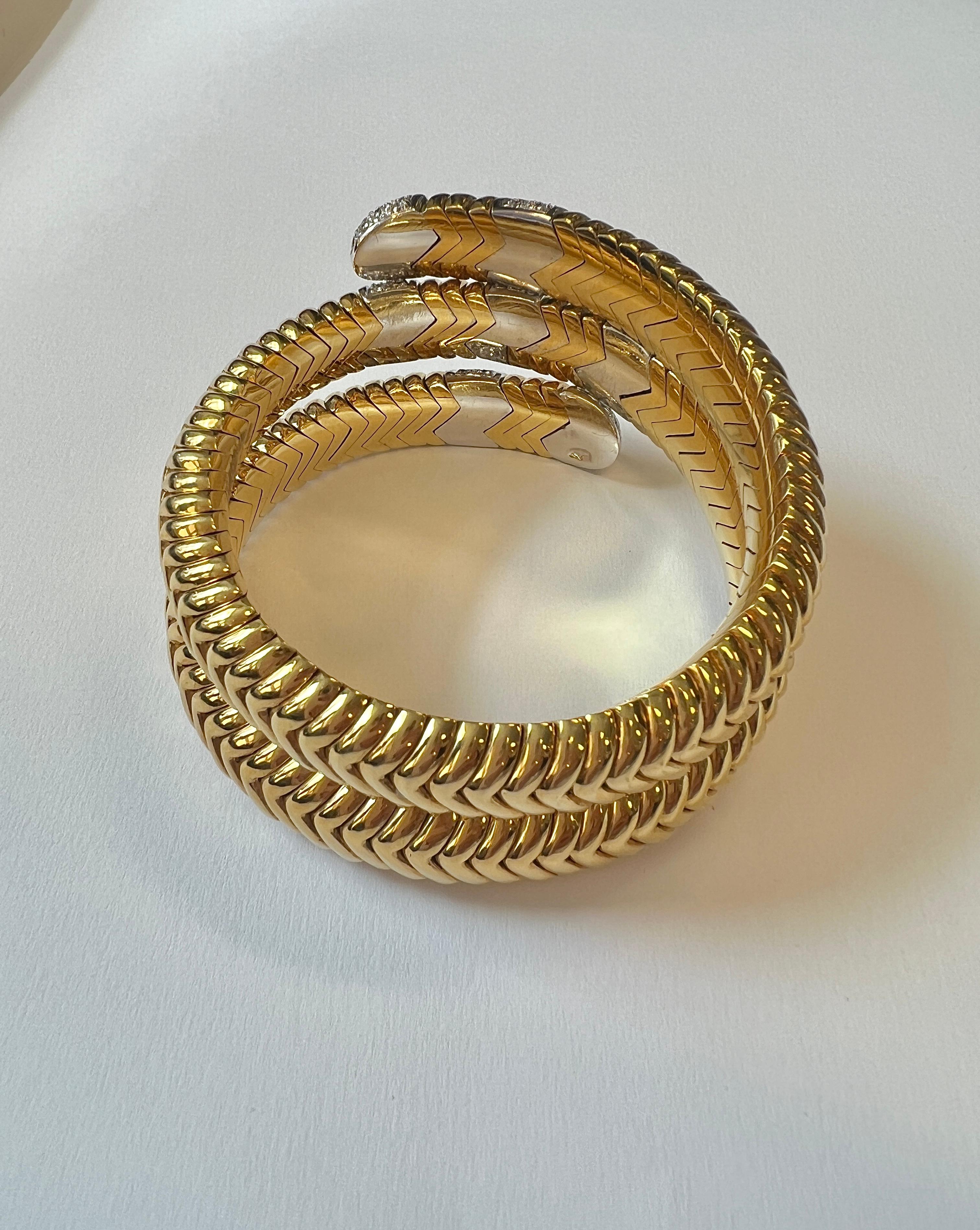 Diamond White and Yellow Gold Bracelet en Excelente estado para la venta en New York, NY
