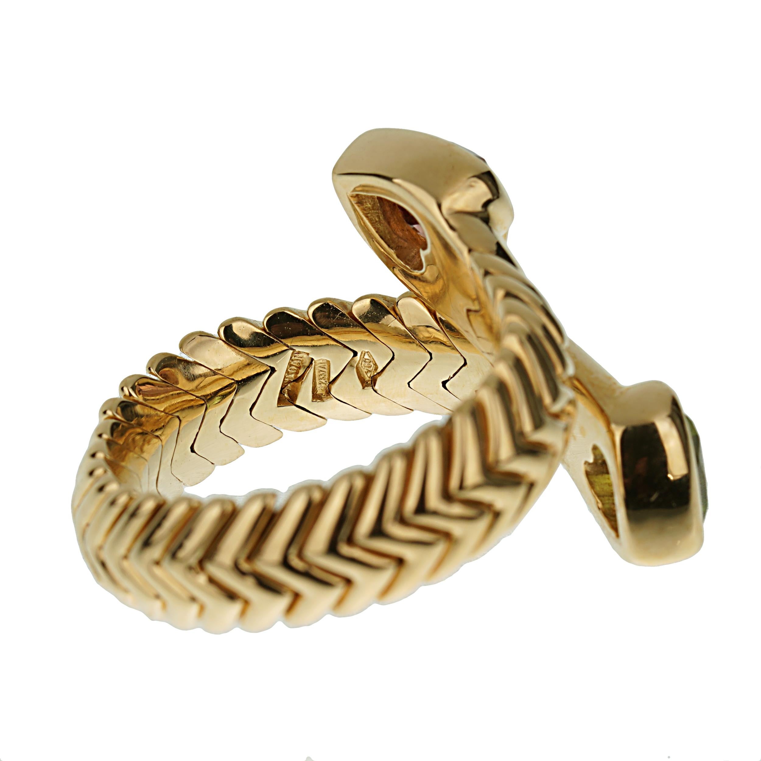 Anillo de cóctel Bvlgari Spiga Turmalina Peridoto Oro Amarillo Corte de corazón en venta