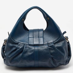 Bvlgari Chandra Hobo de piel azul turquesa