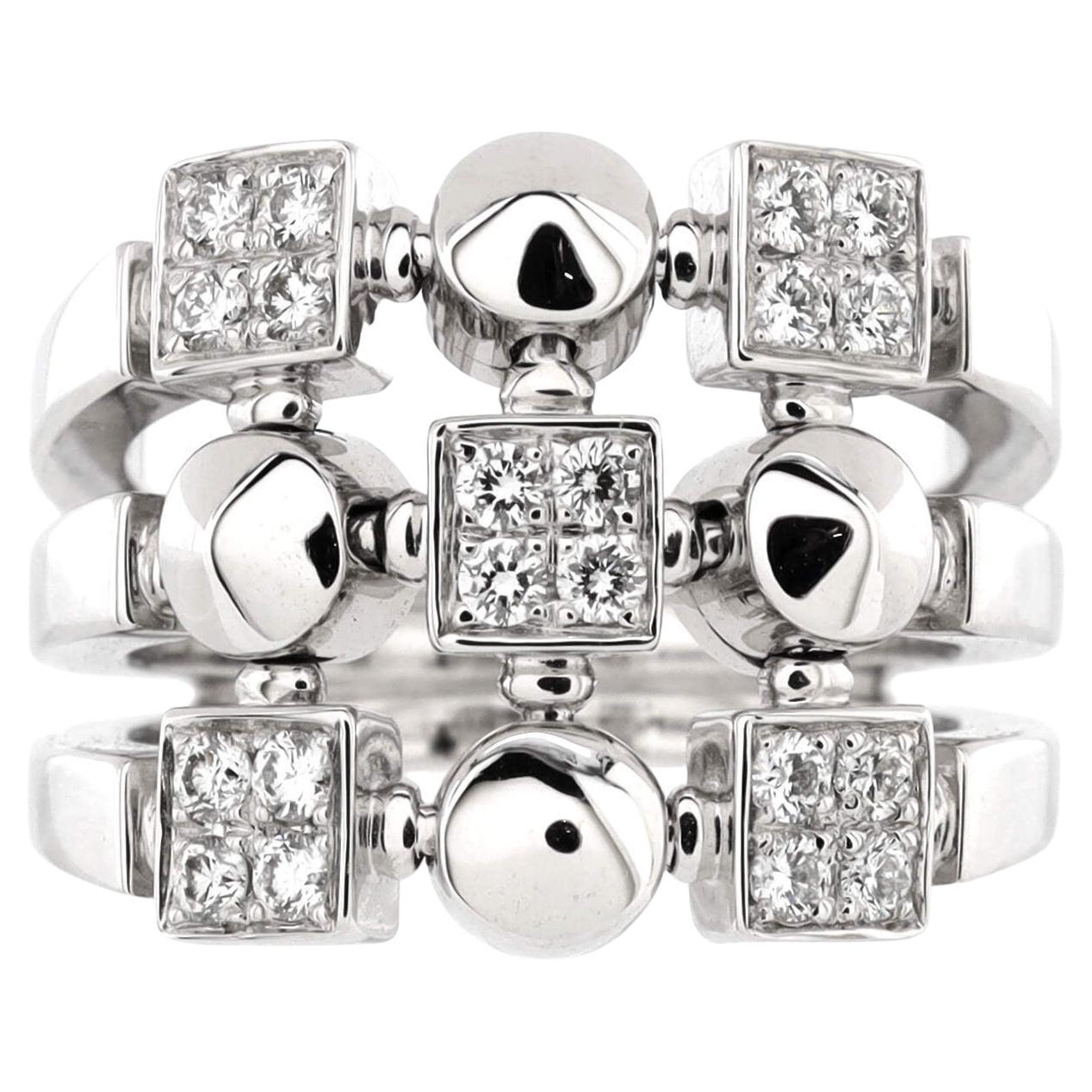 Dreireihiger Lucea-Ring aus 18 Karat Weißgold mit Diamanten von Bvlgari im Angebot