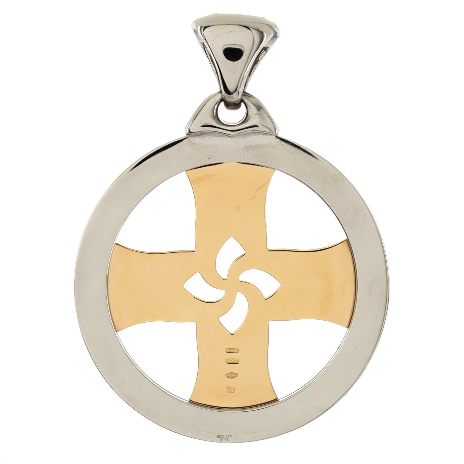 Condition: Great. Scratches throughout.
Accessories: No Accessories
Measurements: Width: 43 mm
Designer: Bvlgari
Model: Tondo Cross Pendant Pendant & Charms Stainless Steel with 18K Yellow Gold
Exterior Color: Silver
Item Number: 202545/20