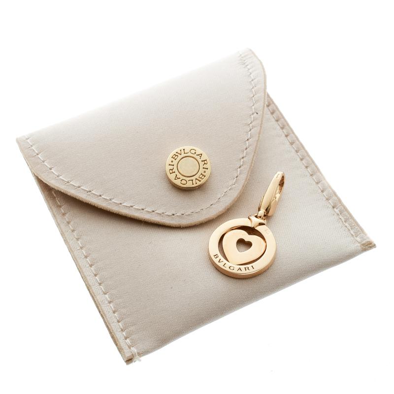 Bvlgari Tondo Heart 18k Yellow Gold Charm In Good Condition In Dubai, Al Qouz 2