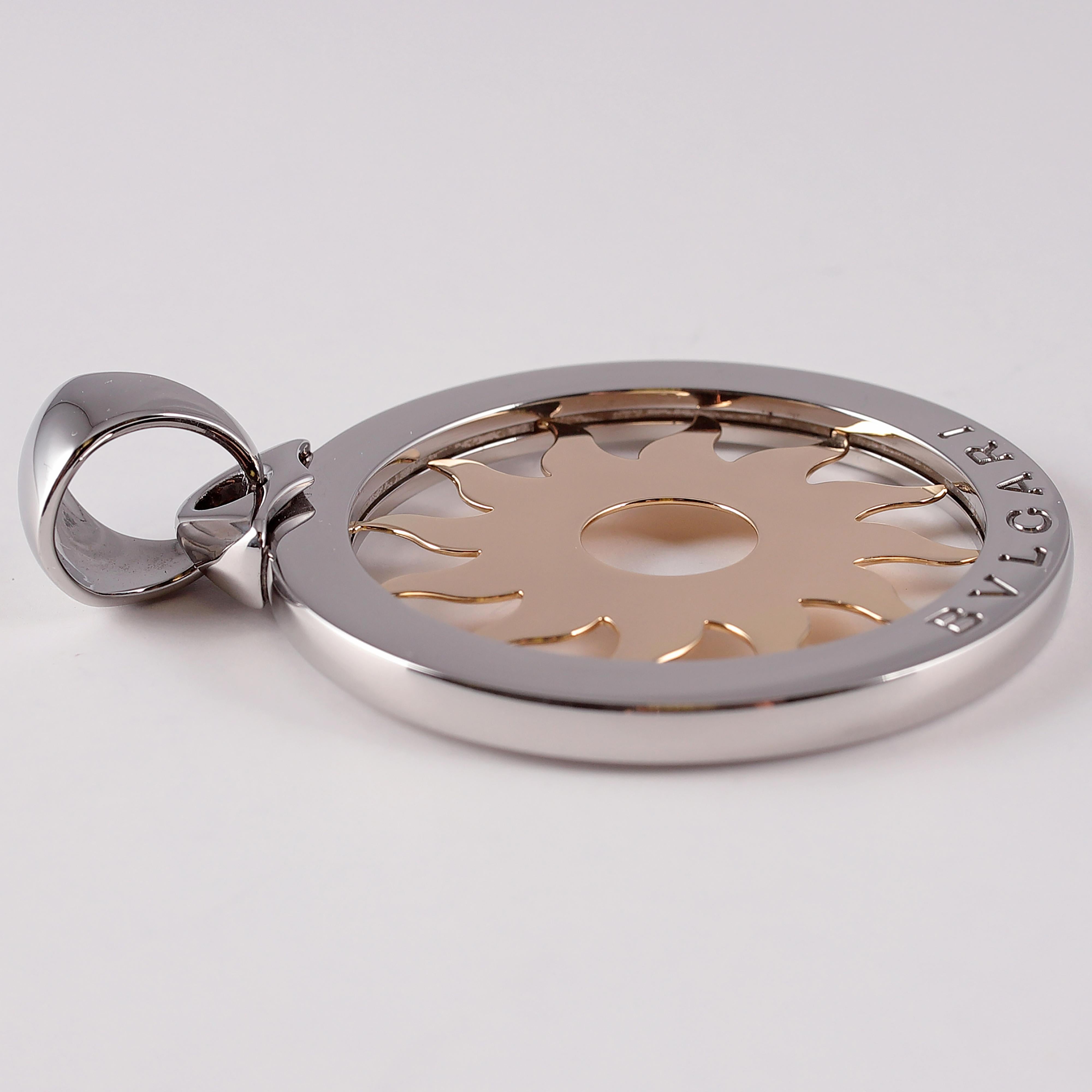 Anhänger aus Edelstahl und 18 Karat Gold aus der Kollektion 