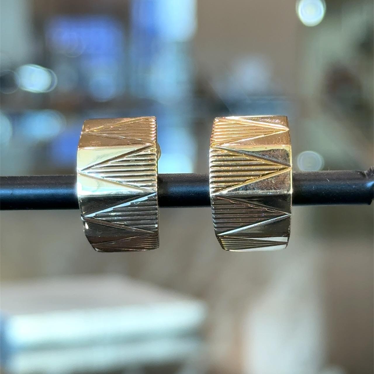 BVLGARI Tricolor 18K Gold Huggie Earrings with Box Retired en venta 14