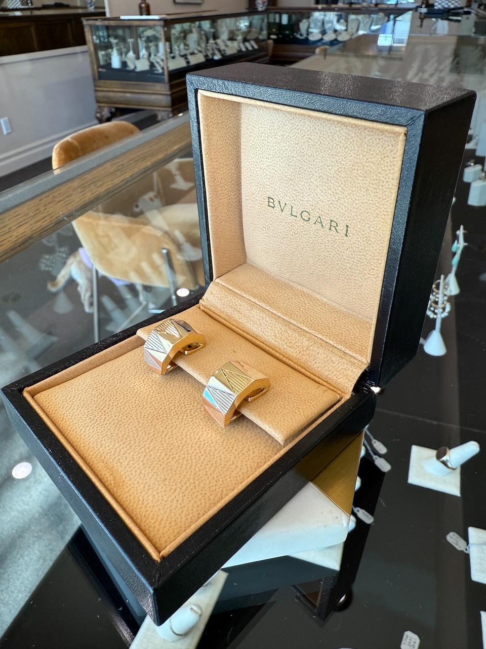 BVLGARI Tricolor 18K Gold Huggie Earrings with Box Retired en venta 2