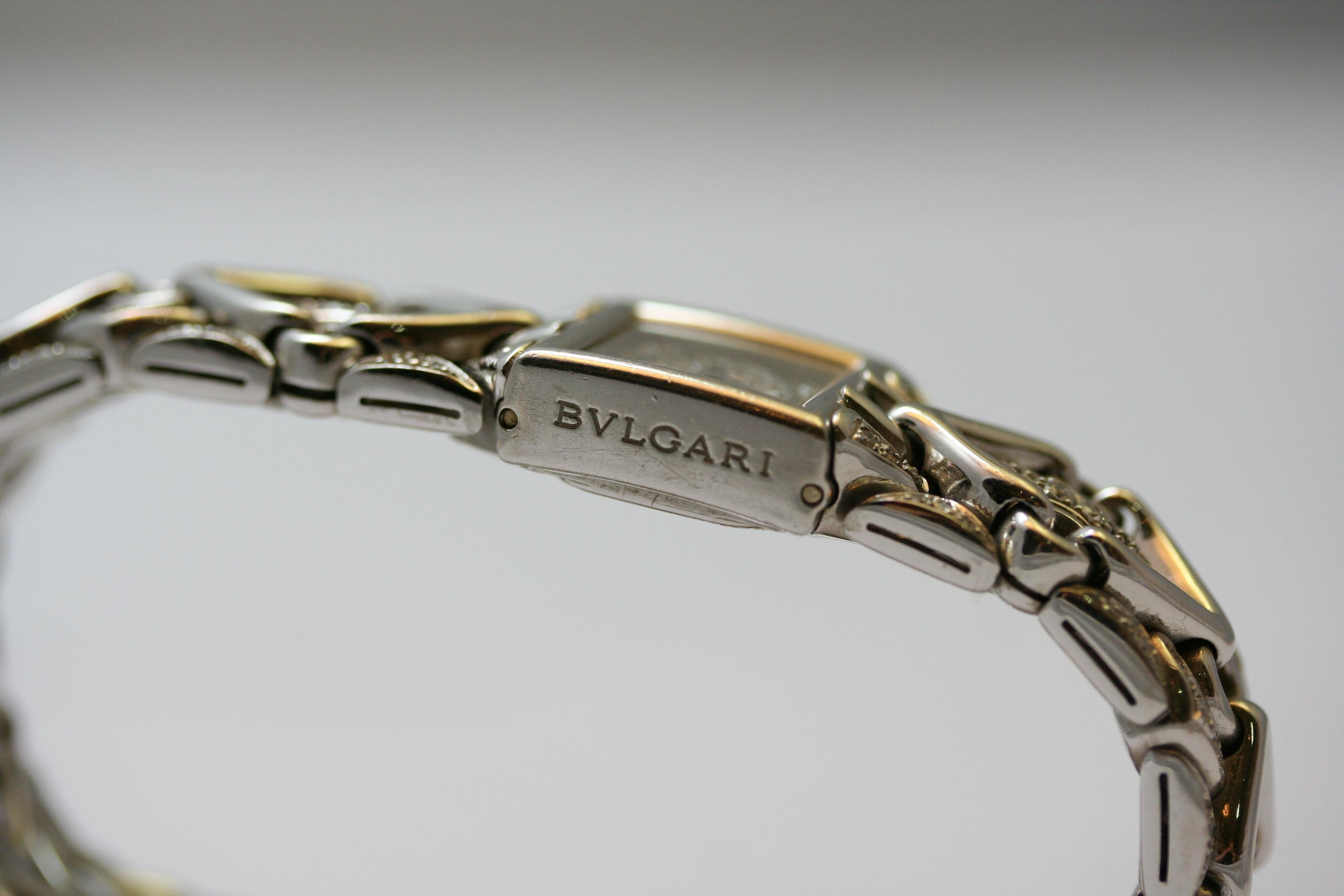 Bvlgari Trika Montre « Bulgari » en or blanc et diamants pavés en vente 3