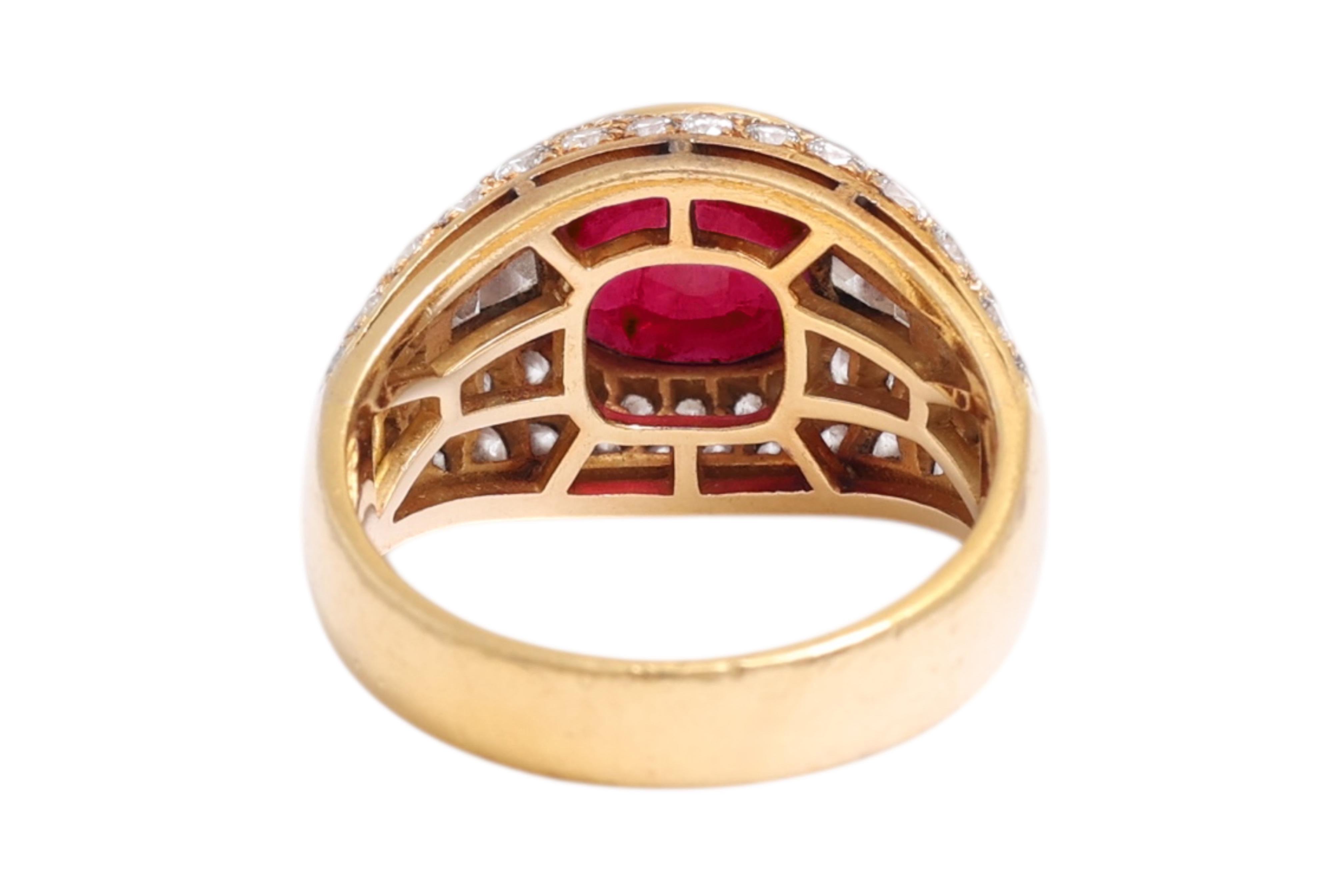 da uomo o donna Anello Bvlgari Trombino in oro giallo 18 carati con 2,09 carati di rubini e diamanti con certificazione GRS in vendita