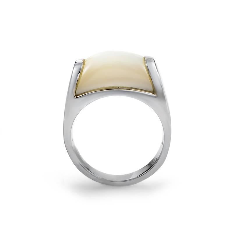 A subtle, classically designed piece of jewelry, this impeccable 18K white gold ring from Bvlgari features a neat moonstone completing the overall gentle look.<br />Ring Top Dimensions: 8 x 14mm