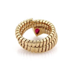 Bvlgari Tubogas 18 Karat Yellow Gold Pear Cut Pink Tourmaline Ring 0.60 Carat