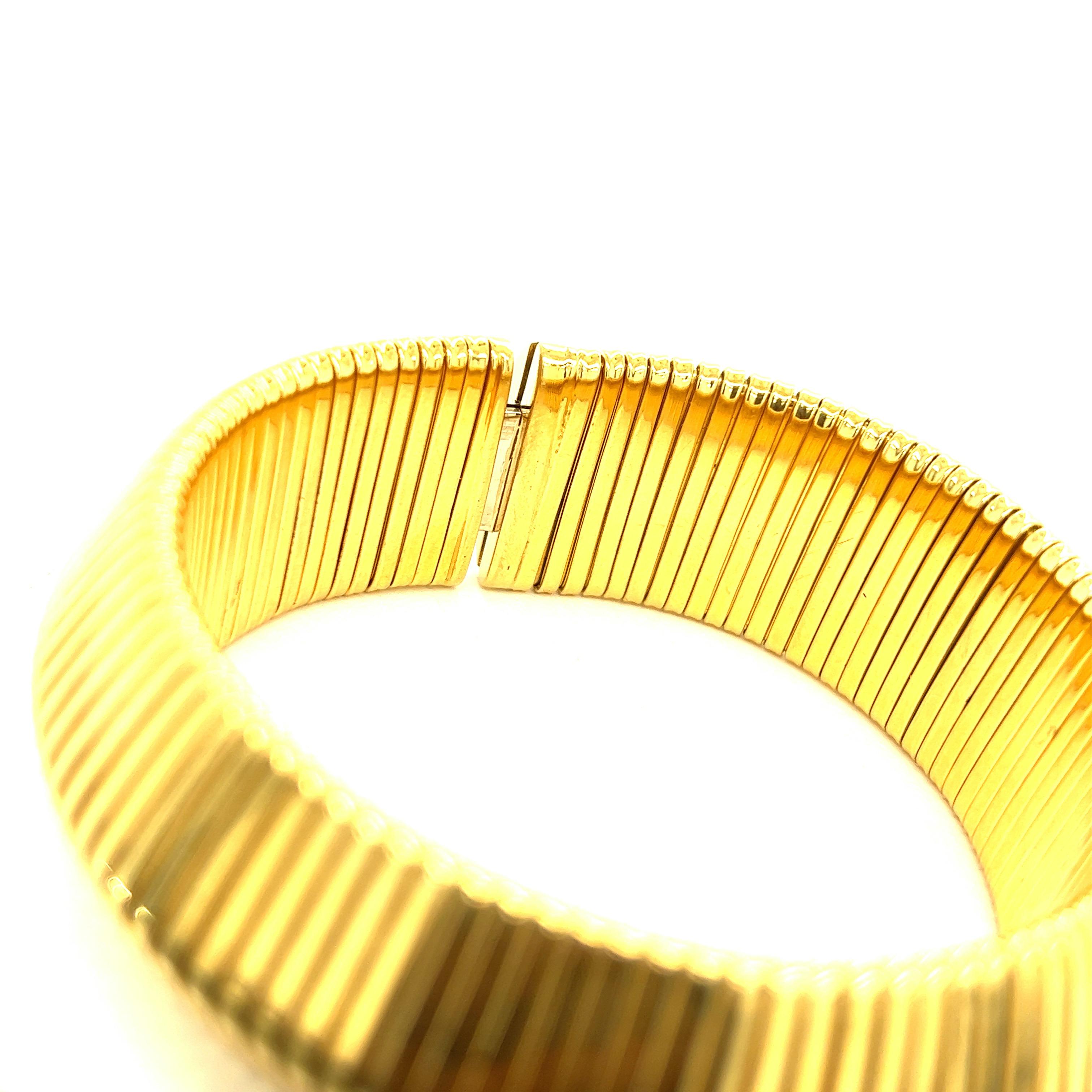Contemporary Bvlgari Tubogas 18k Yellow Gold Bracelet