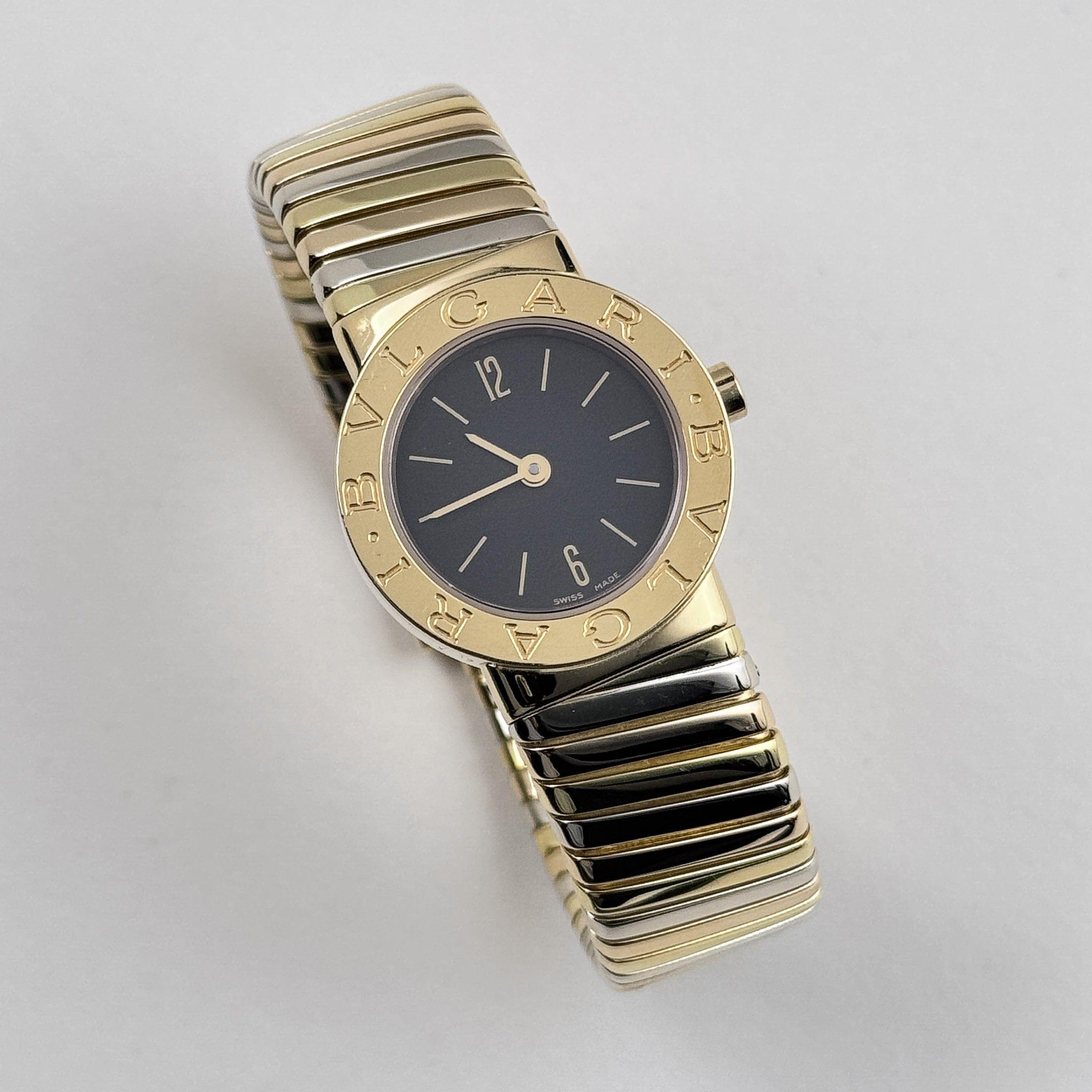 BVLGARI Tubogas BB232T 1 Row Tri Color Black Dial Quartz In Good Condition For Sale In New York, NY