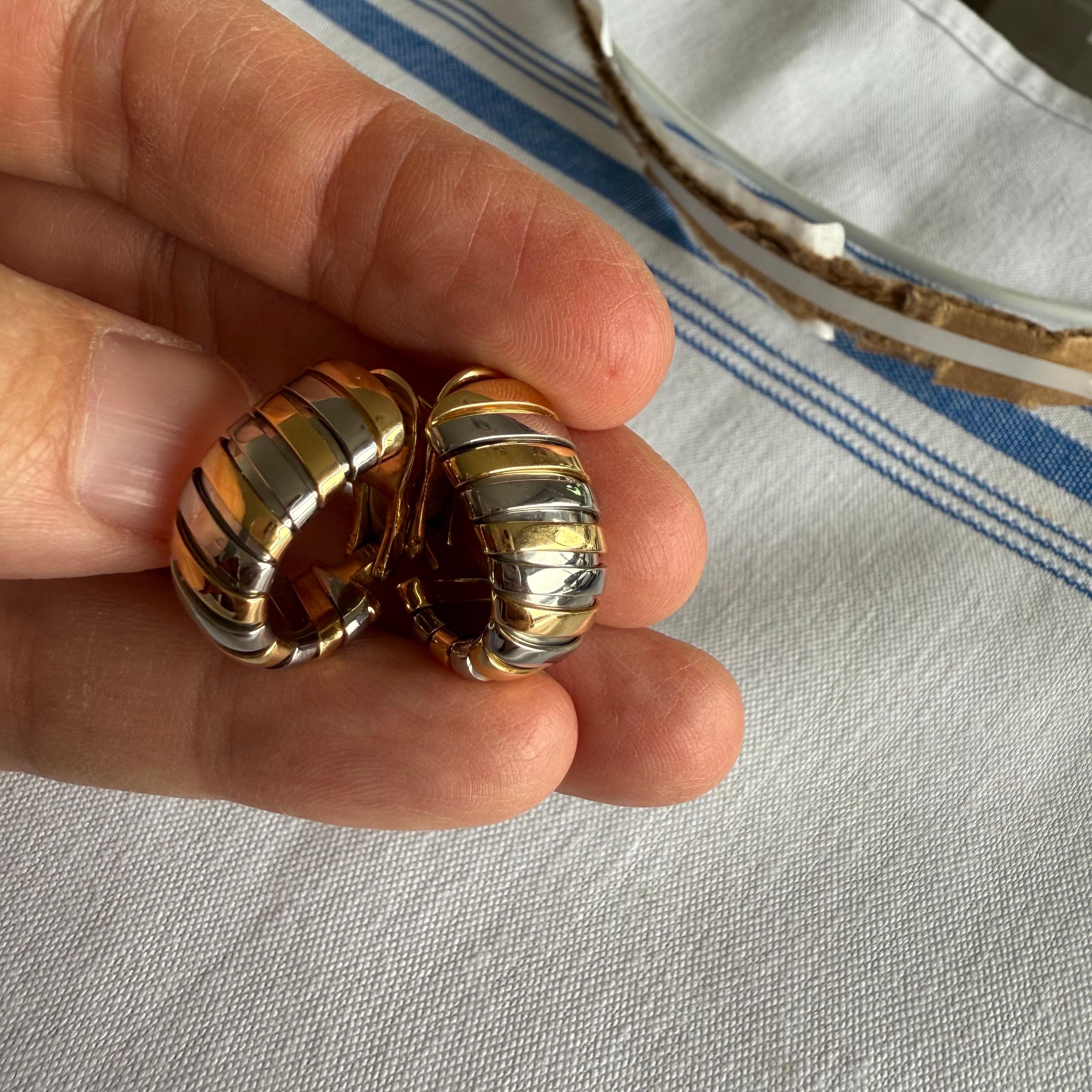 Bvlgari Tubogas Earrings In Good Condition For Sale In Beverly Hills, CA