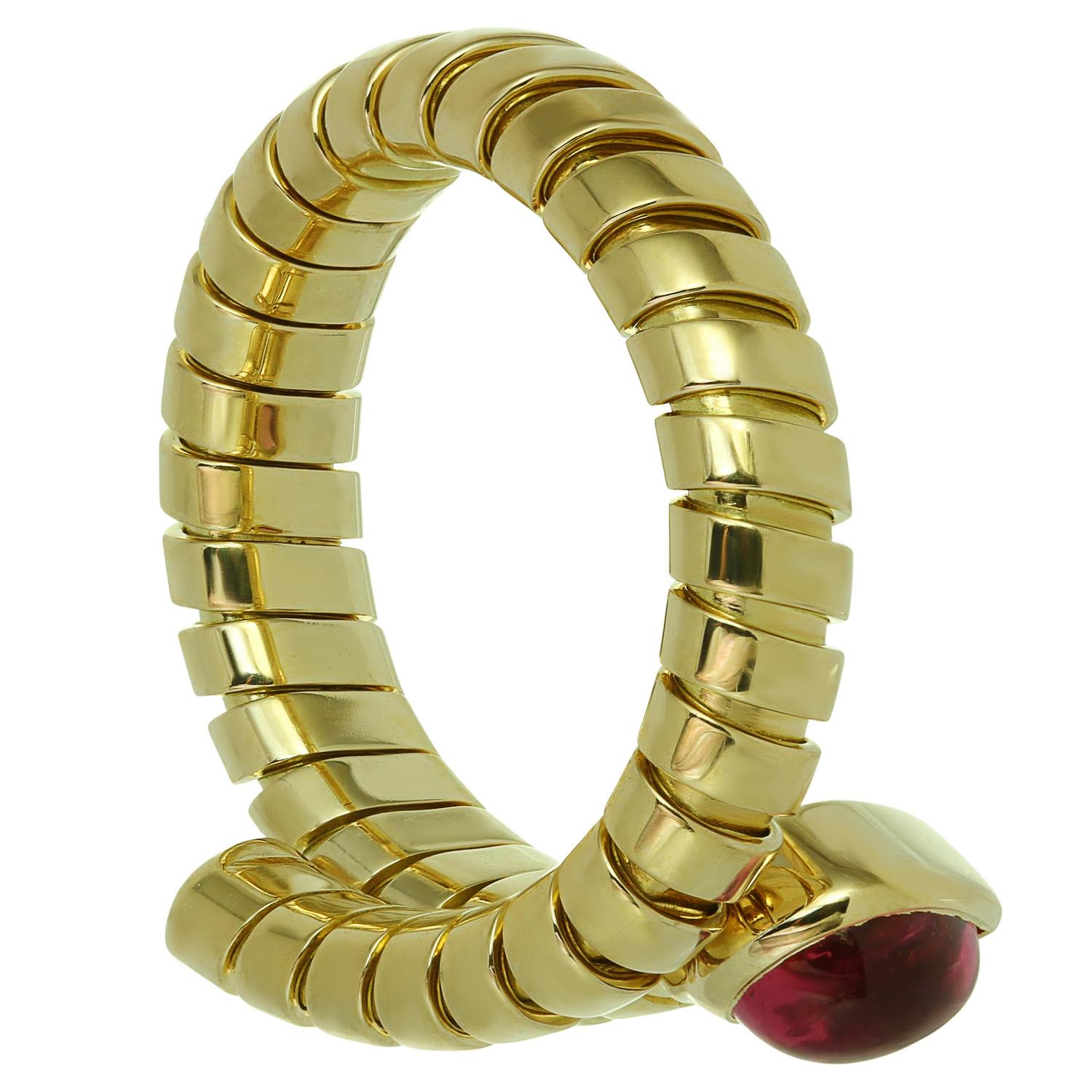 Women's Bvlgari Tubogas Pink Tourmaline 18k Yellow Gold Ring For Sale