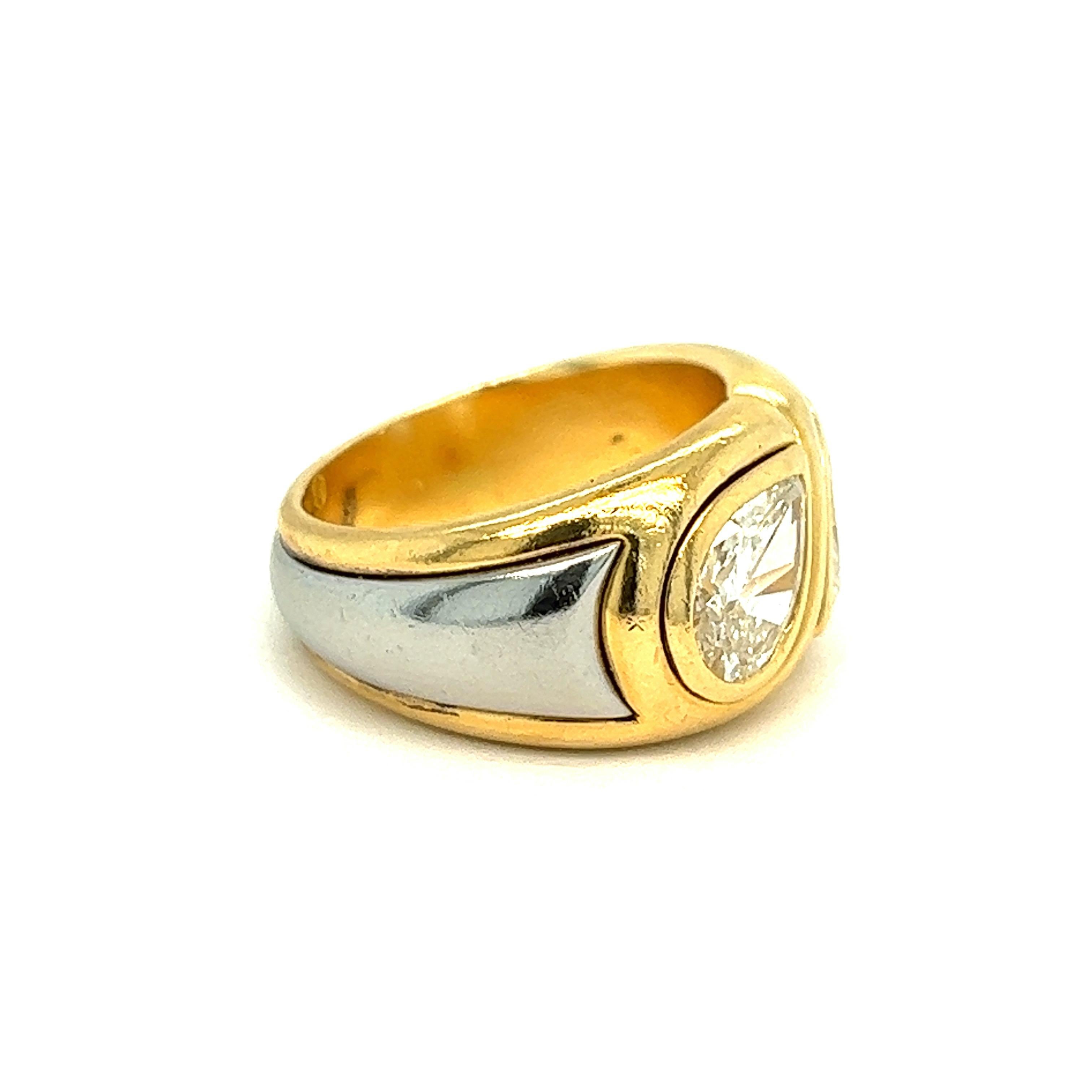 Bvlgari Two Pear-Shaped Diamond Gold Ring In Excellent Condition For Sale In New York, NY