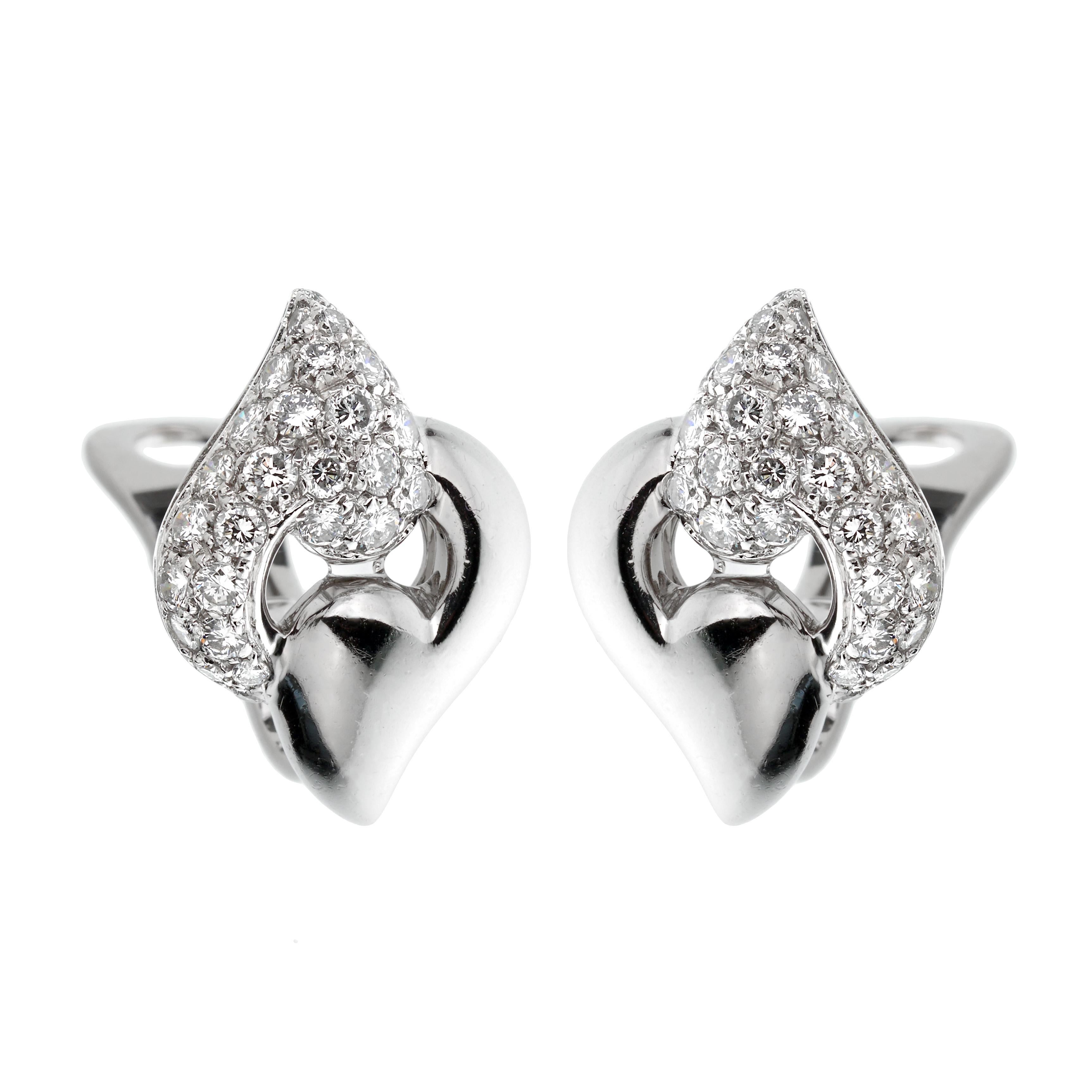 Bvlgari Vintage Diamond White Gold Clip On Earrings In Excellent Condition For Sale In Feasterville, PA