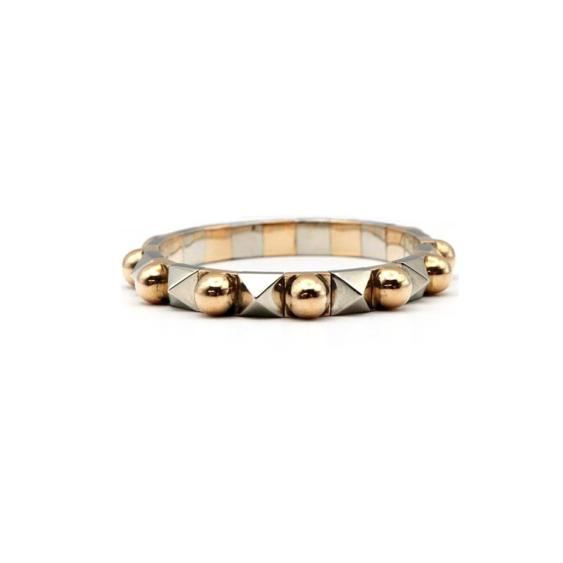 Bvlgari Vintage Studs Bangle in 18K Yellow Gold And White Gold

Additional Information:
Brand: Bvlgari
Gender: Women
Material: White gold (18K), Yellow gold (18K)
Condition: Fair
Condition details: The item has been well loved and may have more