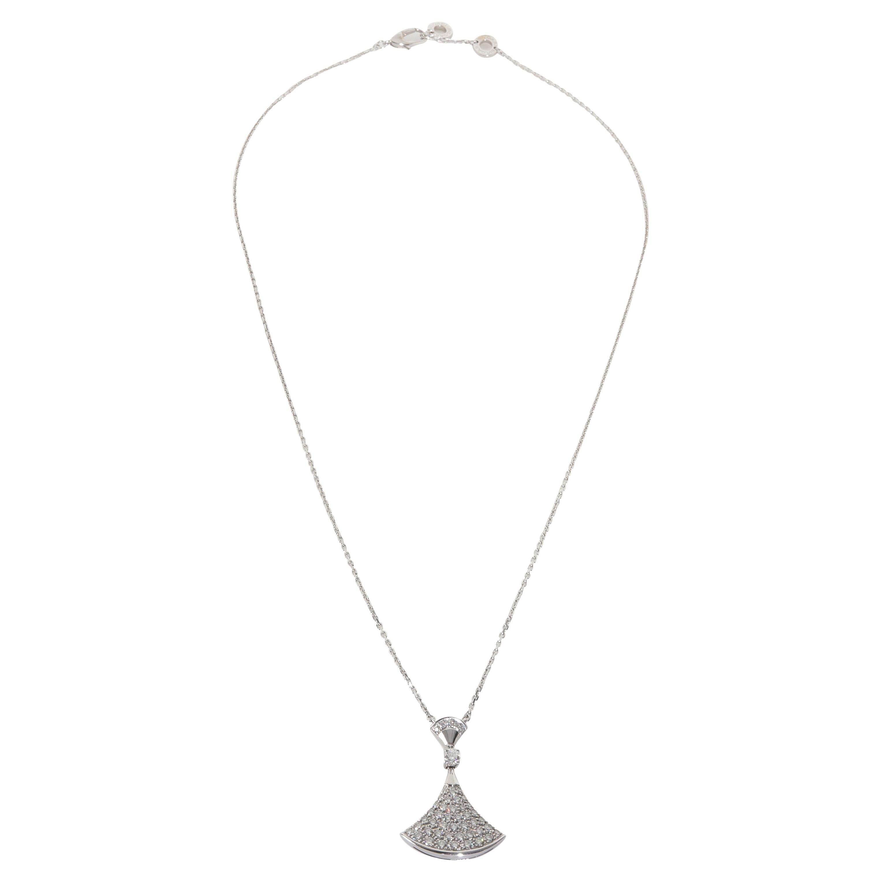 Ciondolo Diva's Dream con diamanti in oro bianco BVLGARI