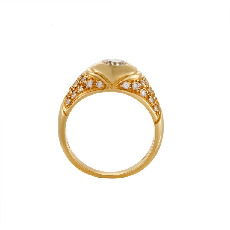 Bvlgari Women’s 18 Karat Yellow Gold Diamond Pave Ring at 1stdibs