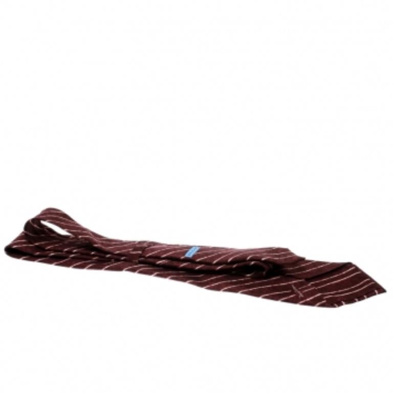 Marron Bvlgari X Davide Pizzigoni Cravate à sept plis en soie rayée bordeaux en vente