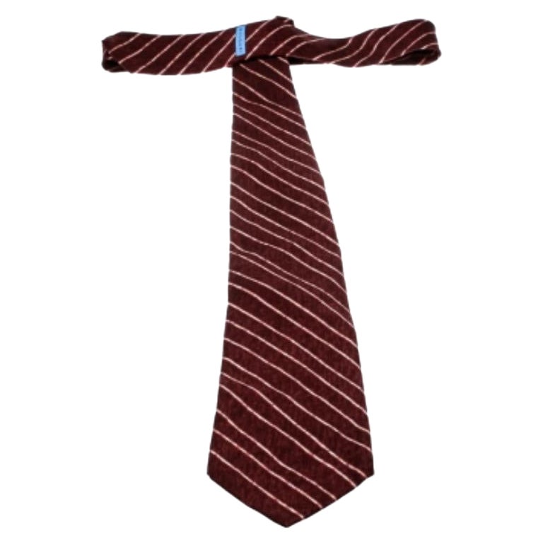 Bvlgari X Davide Pizzigoni Cravatta a righe diagonali in seta borgogna Seven Foldes