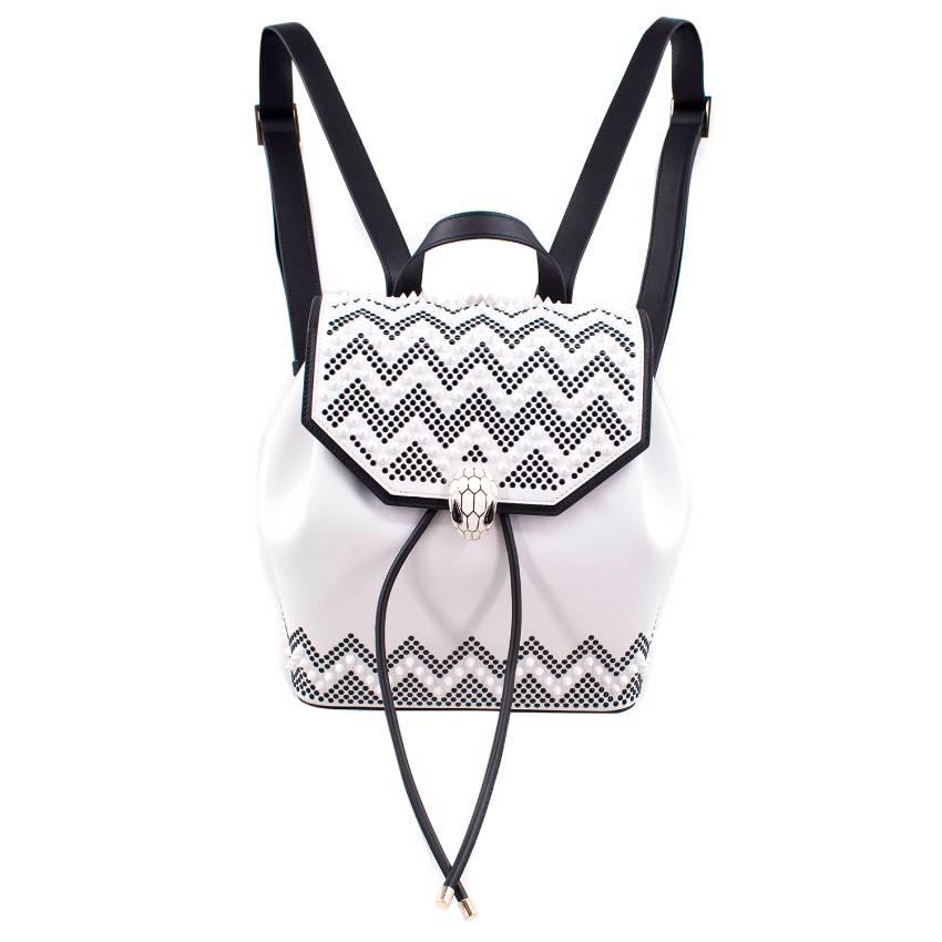 Bulgari x Nicholas Kirkwood Black and white bag stud bag 

-calfskin Serpenti Forever rucksack
-chevron motif
-bvlgari gold embossing on back 
-envelope pouch
-adjustable straps 

Condition 10/10.

Width:24.5cm 
Length: 25cm 
Depth:23cm 
Shoulder
