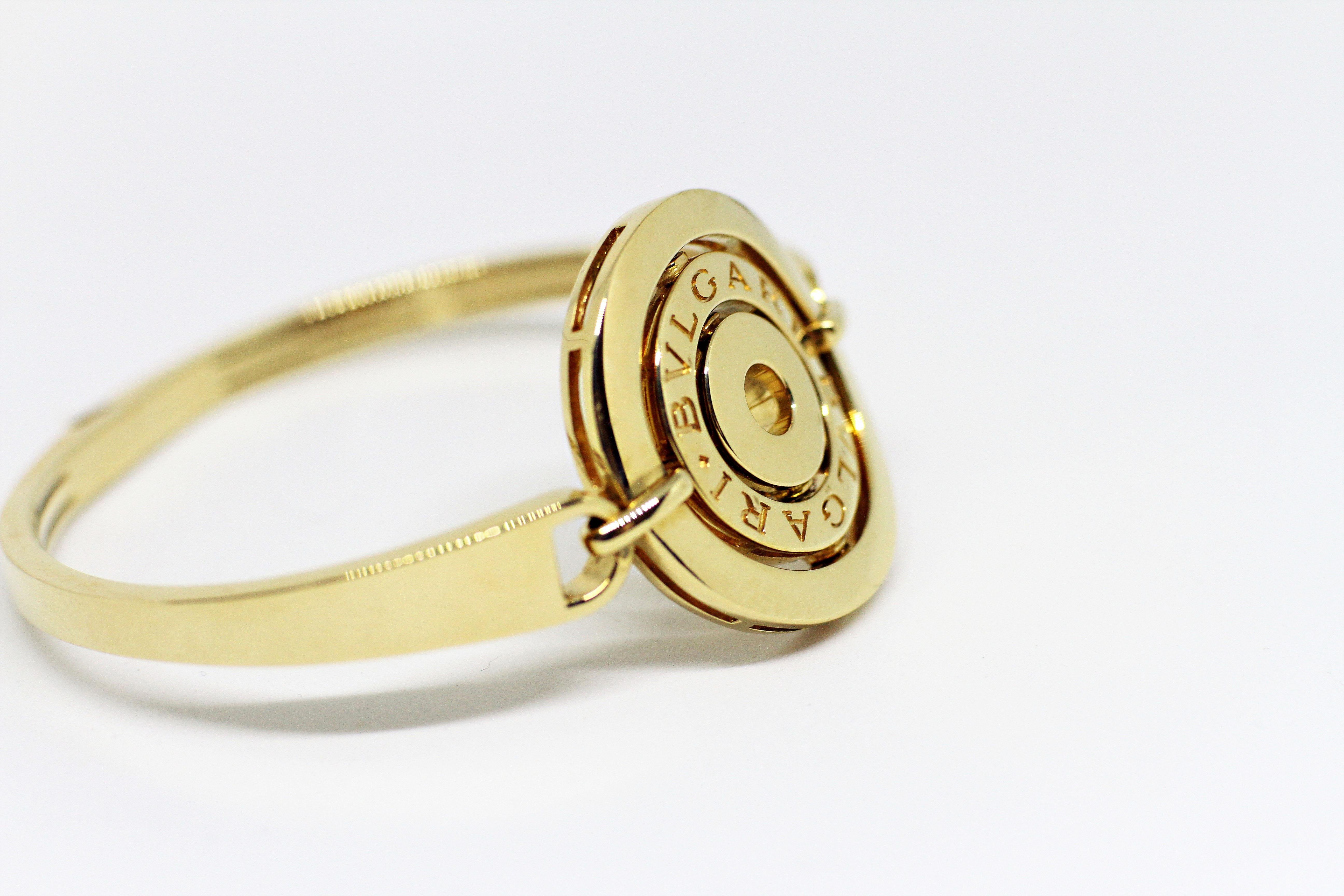 Modern Bvlgari Yellow Gold Bangle, Astrale Collection