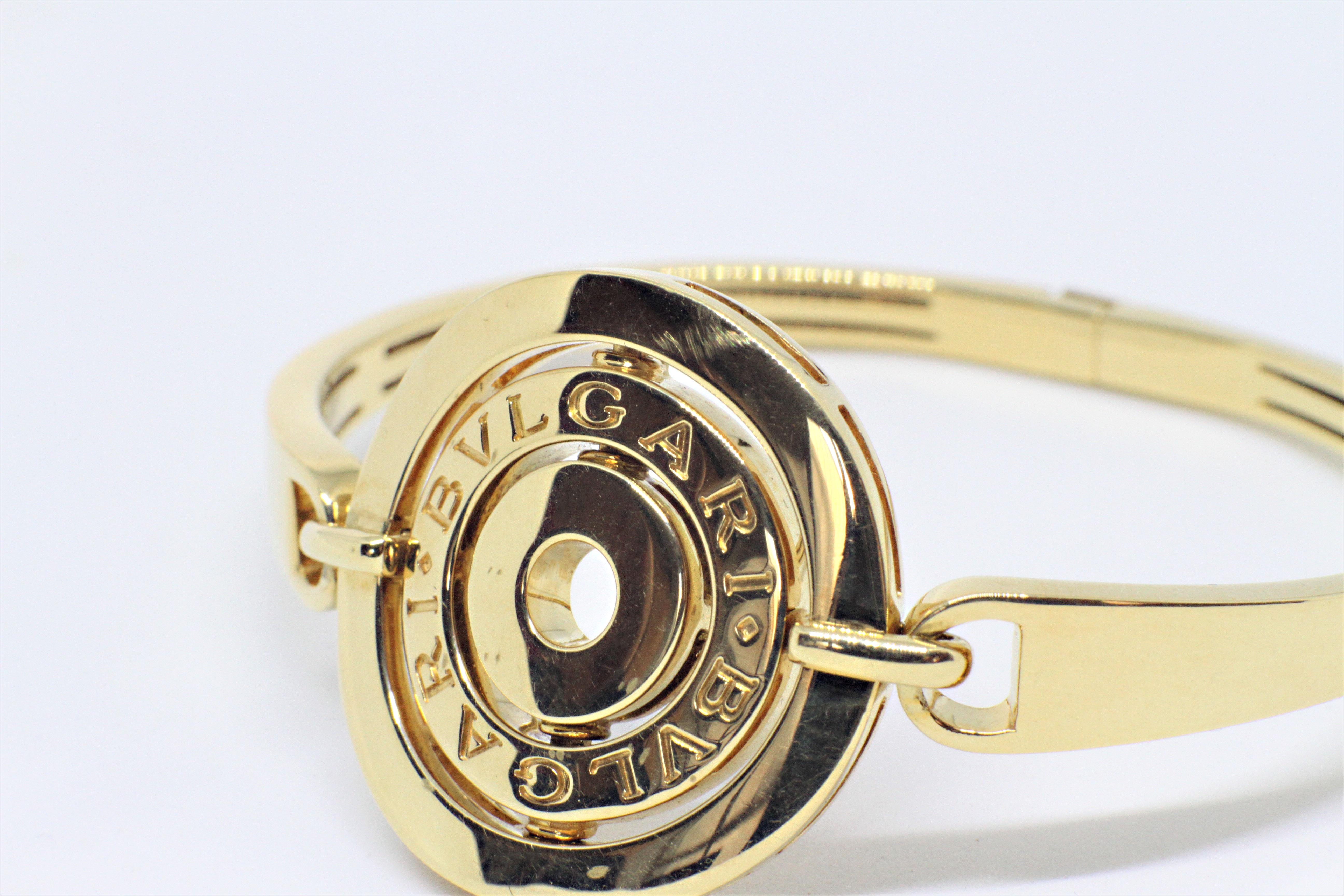 Bvlgari Yellow Gold Bangle, Astrale Collection In Good Condition In London, GB