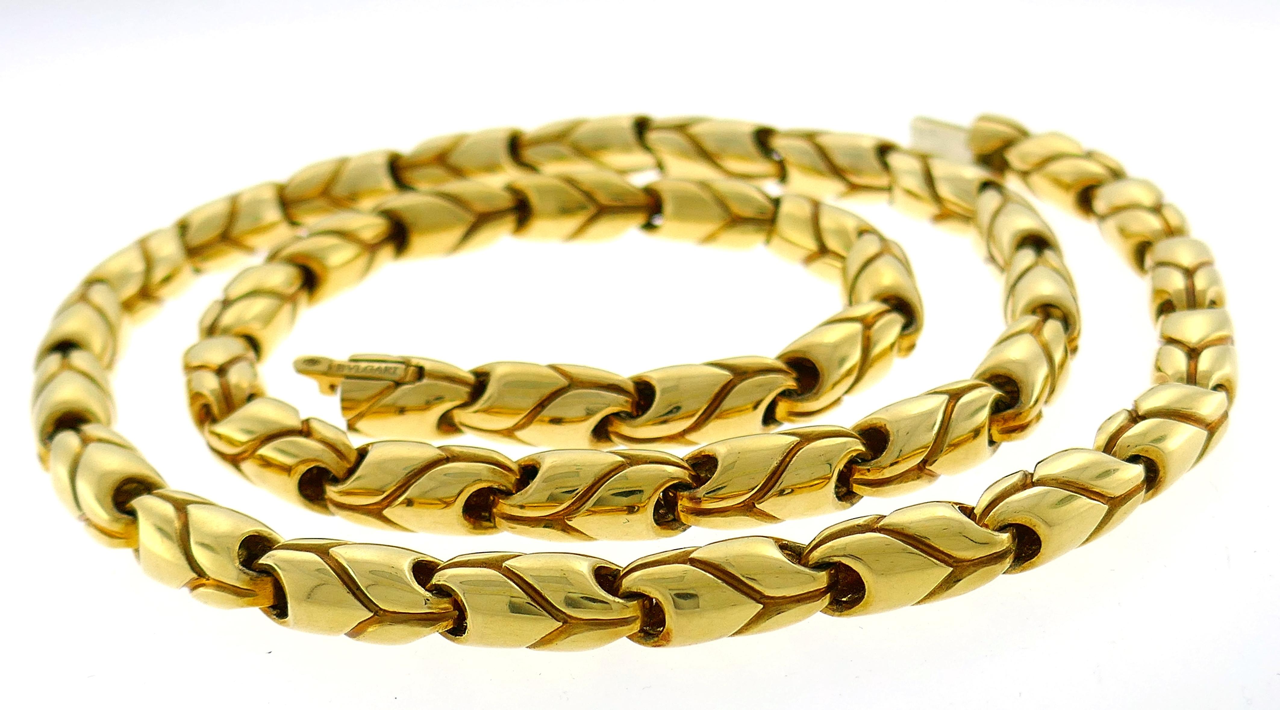 Bvlgari Yellow Gold Chain Necklace Bulgari, 1970s In Good Condition In Beverly Hills, CA