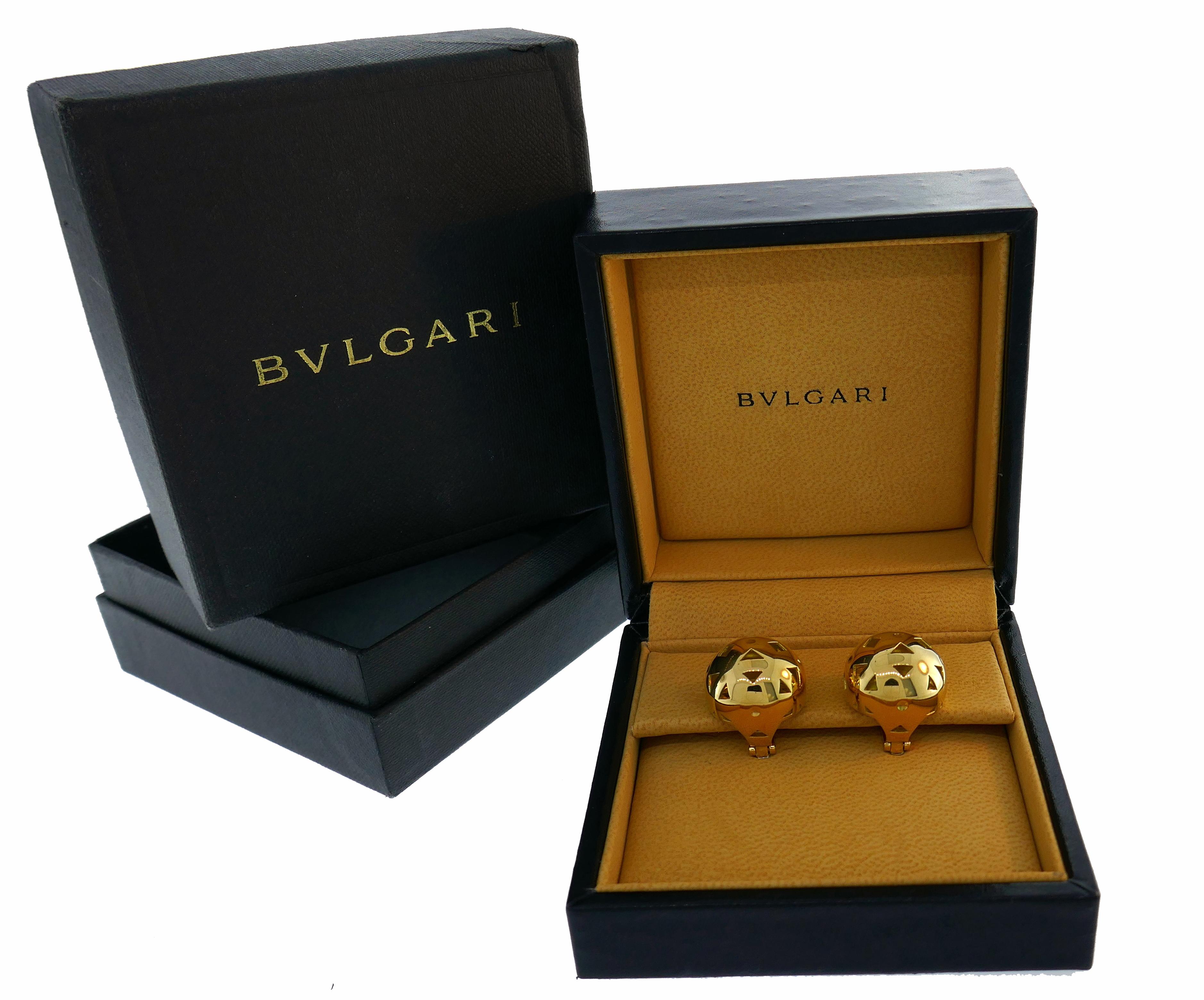 Bvlgari Yellow Gold Clip-On Ball Earrings, 1980s In Good Condition In Beverly Hills, CA
