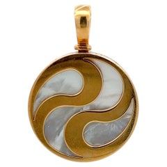 Bvlgari Ying Yang Vintage 30.00 Grams 18 Karat Yellow Gold Pendant
