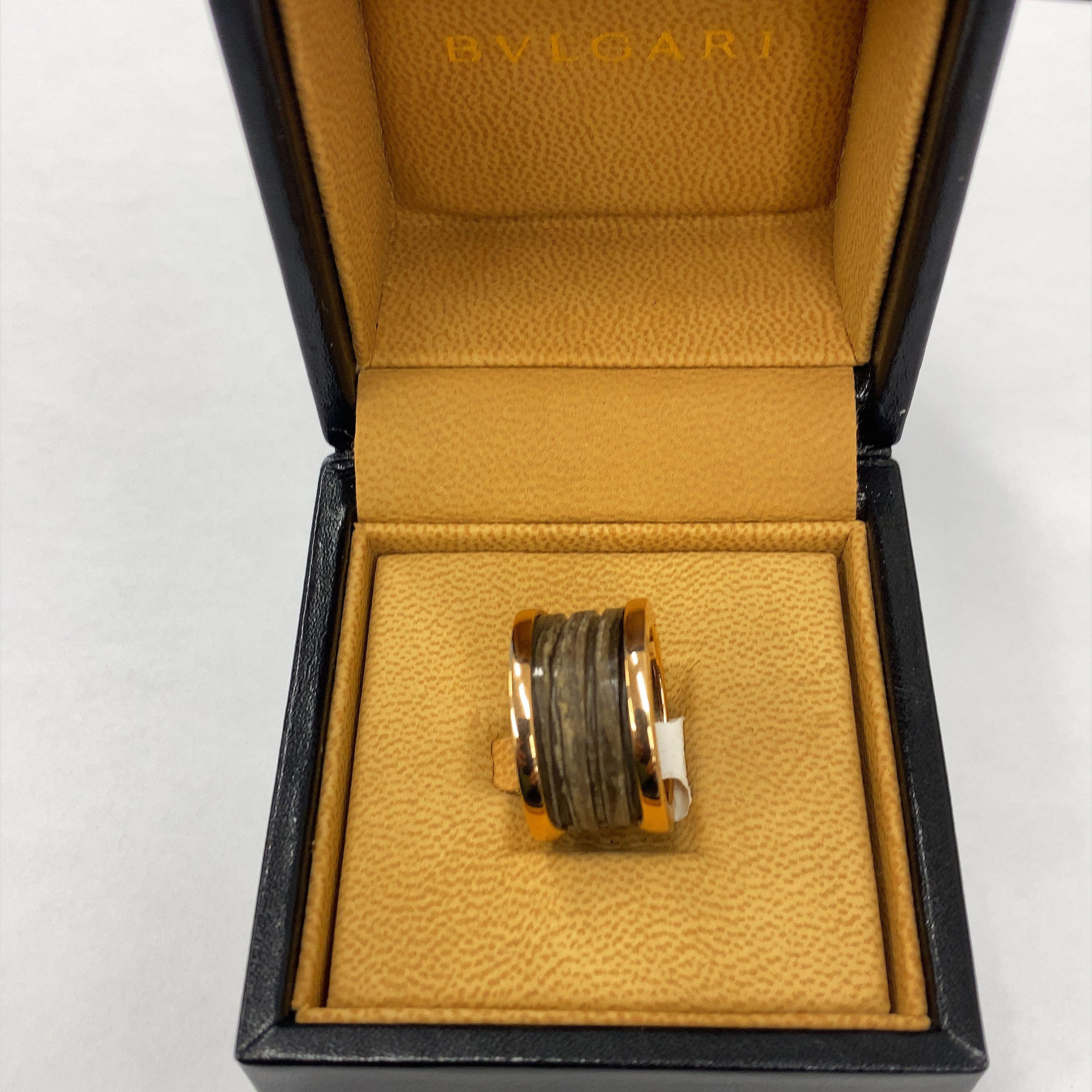 BVLGARI Zero Ring aus 18 Karat Roségold mit Keramik und Gold für Damen oder Herren