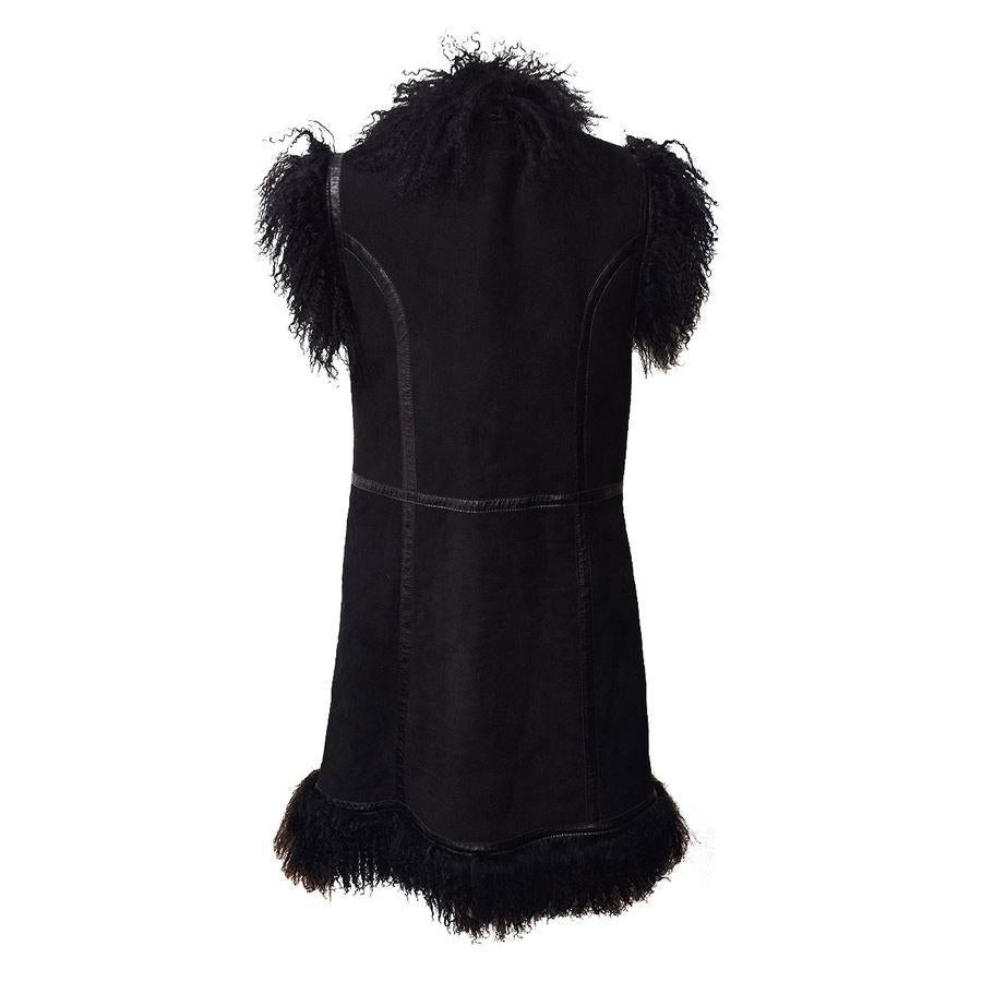 B&W Italien
Ziegenfell
Schwarze Farbe
2 Taschen
90 cm Länge (35,4 Zoll)
Weltweiter Expressversand im Preis enthalten !