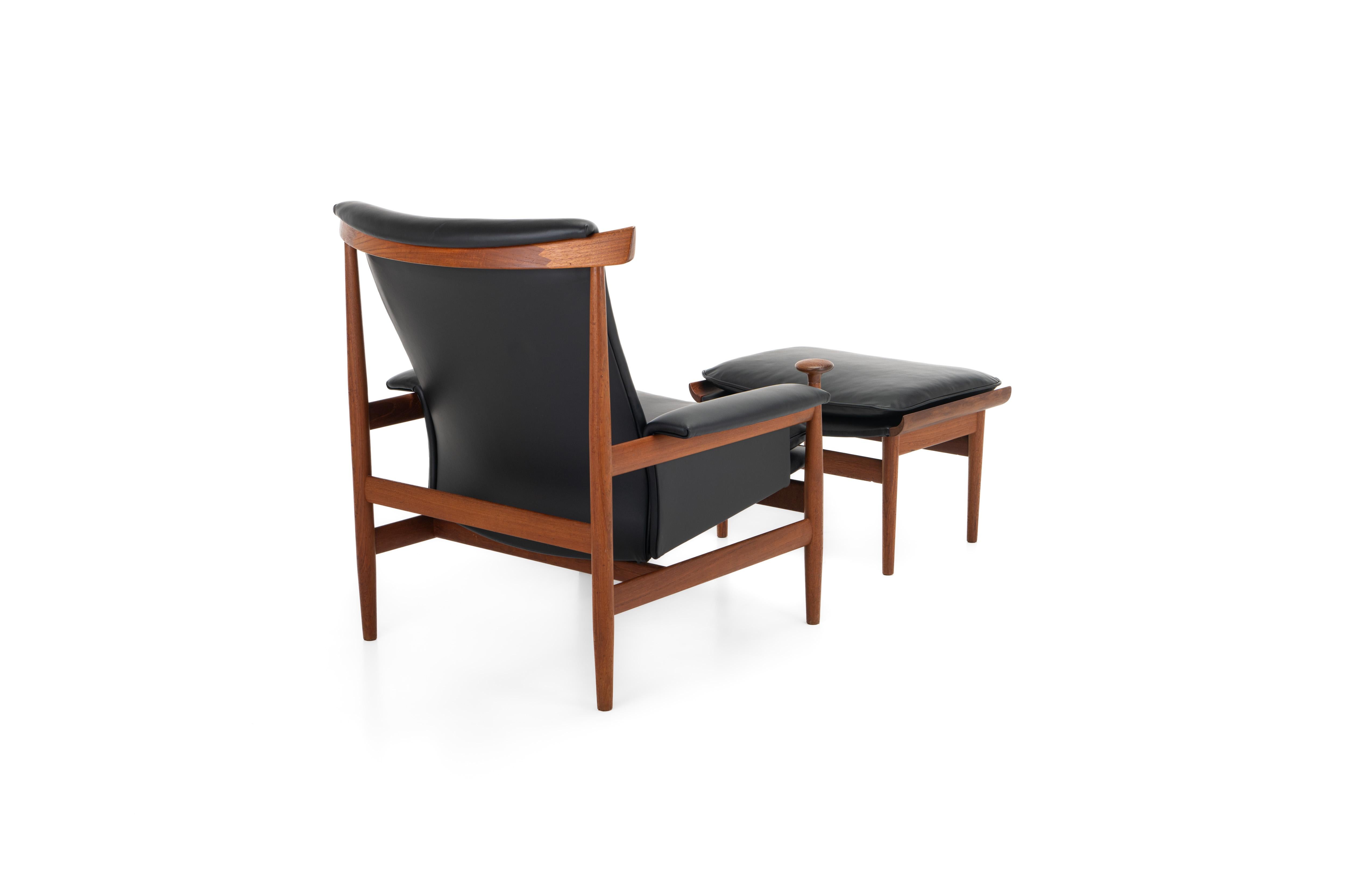 Mid-Century Modern Bwana Lounge Chair and ottoman by Finn Juhl for France & Son, Denmark, 1960s For Sale