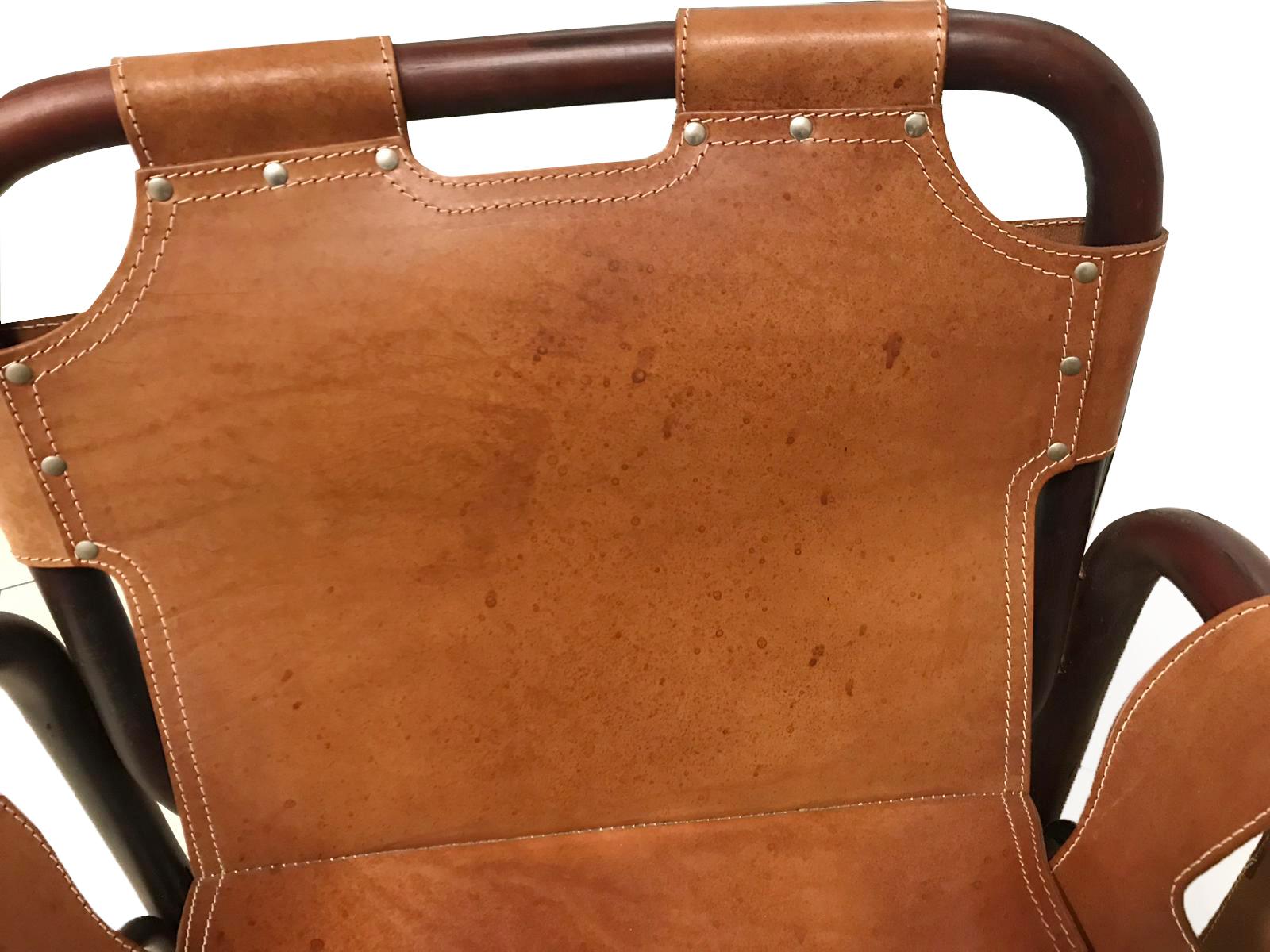 Pair of Bonacina Midcentury Rattan and Brown Leather Italian Armchairs, 1960s 1