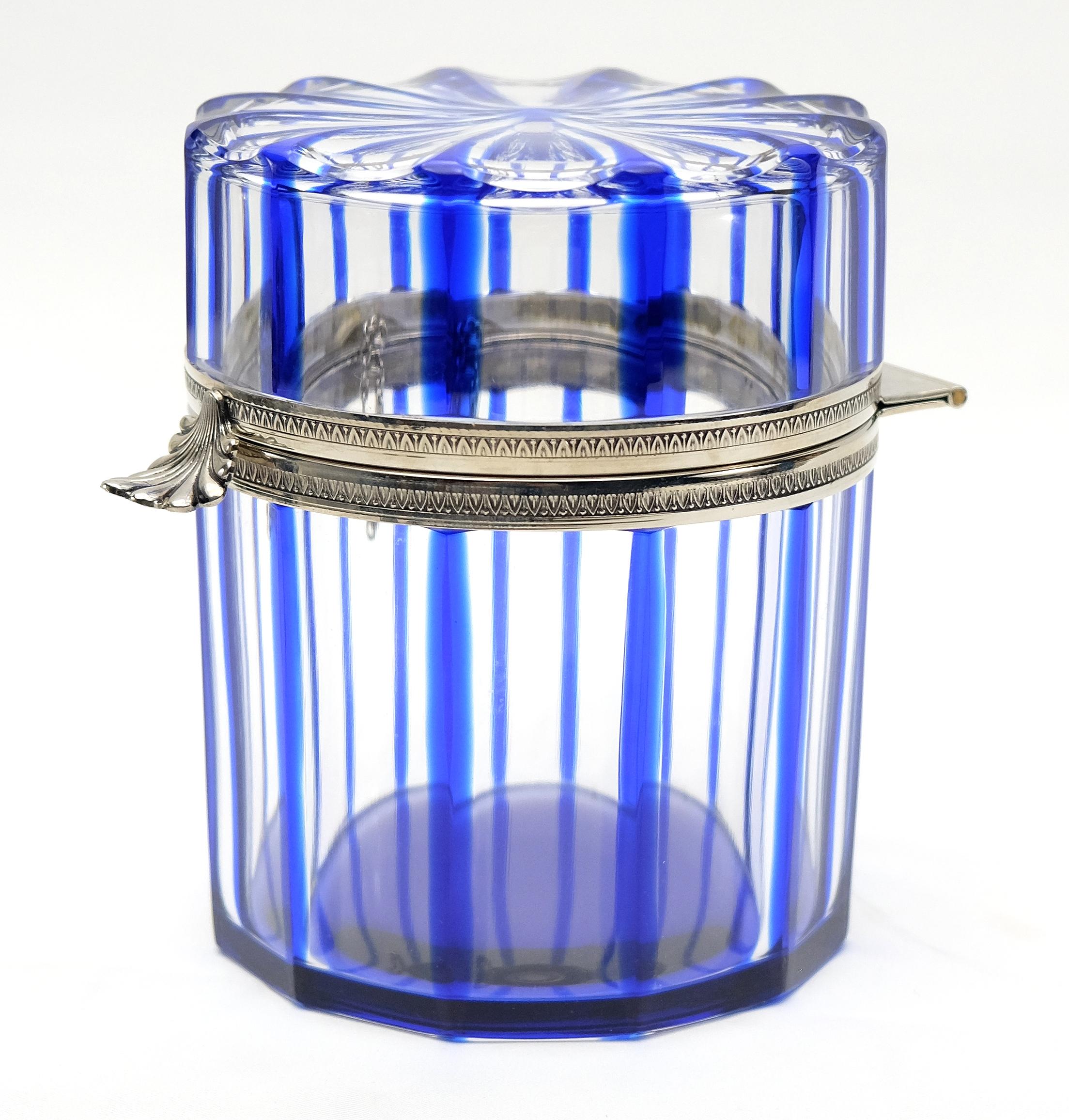 France Cobalt Blue and Cut Crystal Lidded Box by Cristal Benito For Sale 1