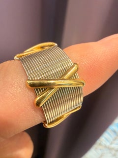 Anillo de banda en oro blanco y amarillo del diseñador Rosior, 19,2 mil, circa 1990