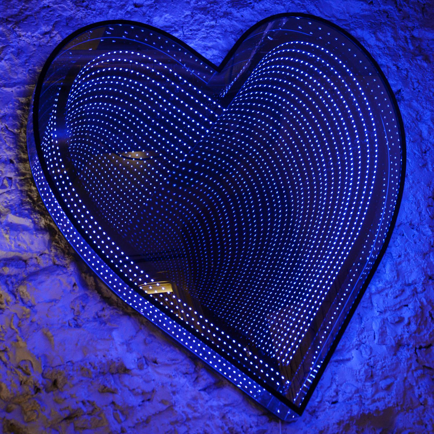 heart mirror for wall