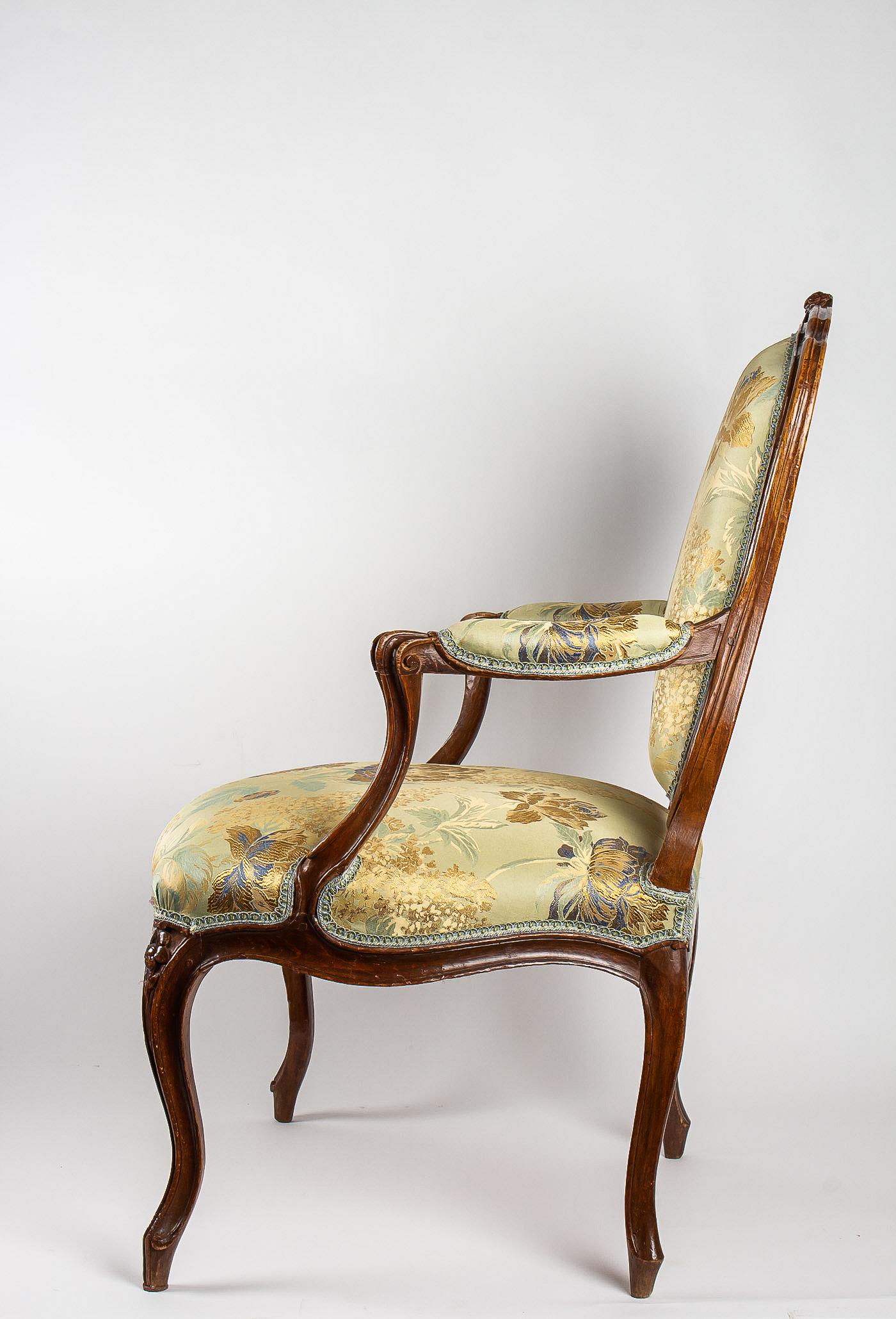 Louis XV Period Set of 4 of Large Armchairs, circa 1766-1770 by Louis Delanois For Sale 4