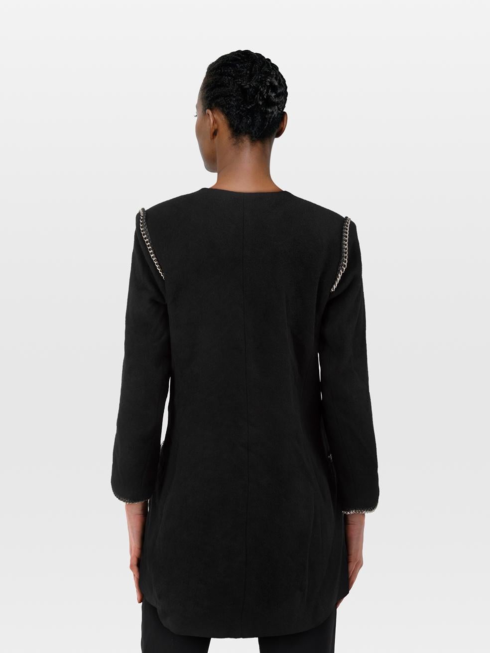 CONDITION is Very good. Minimal wear to the coat is evident. Light pilling across this used By Malene Birger designer resale item.
 
 
 
 Details
 
 
 Black
 
 Wool
 
 Coat
 
 Double breasted
 
 Long sleeves
 
 Button up fastening
 
 Round neck
 
