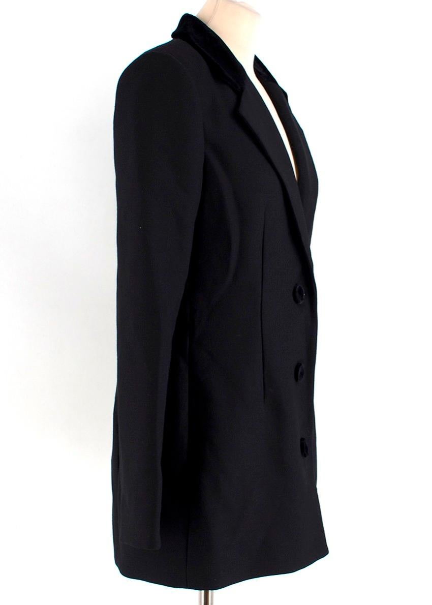  By Malene Birger Black Wool-Twill Suit

Blazer:
- Regular fit
- Notched lapels, trimmed with velvet
- Padded shoulders
- Single-breasted three velvet buttons fastening
- Back waist strap

Trousers:
- Regular fit
- Flattering wide-leg silhouette
-