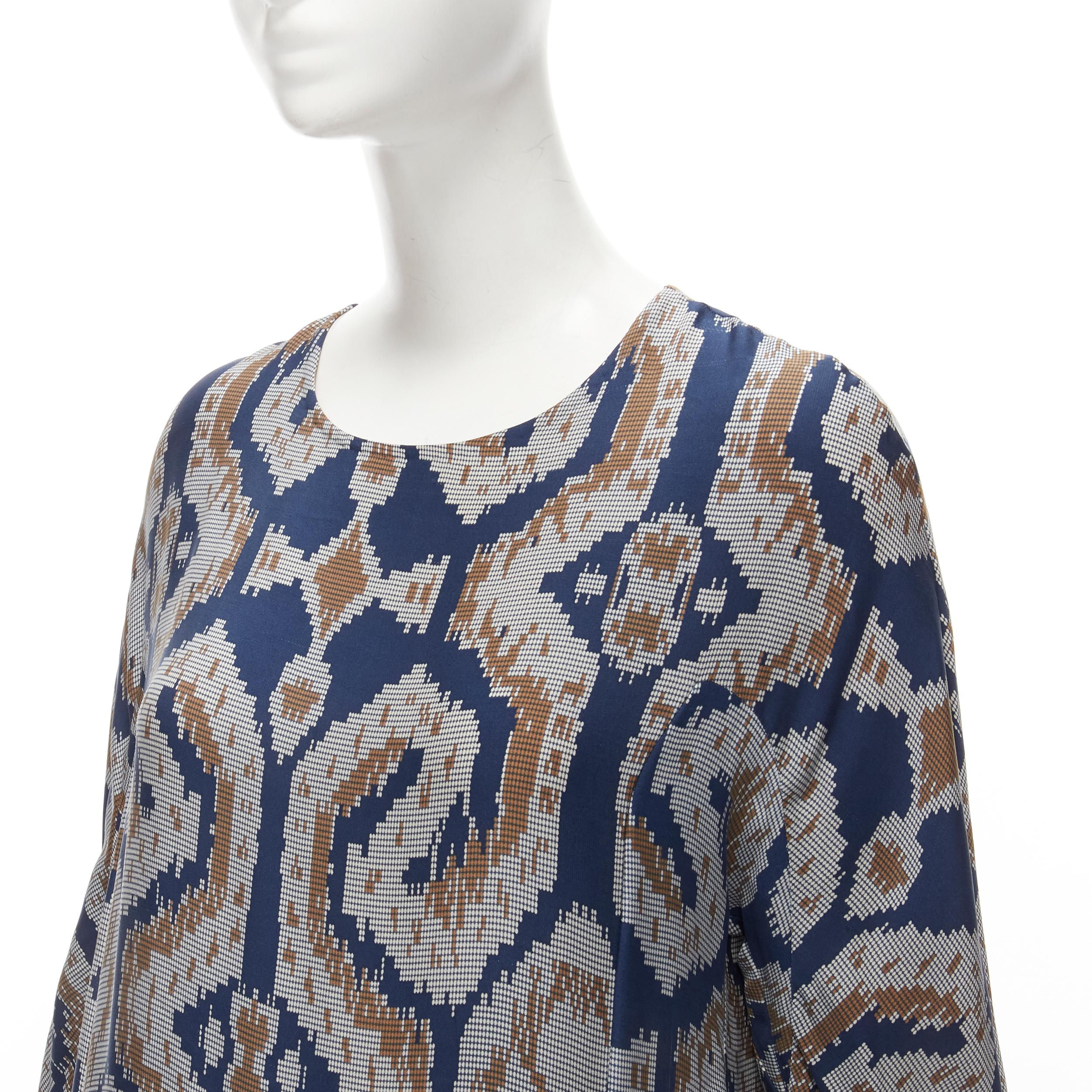 BY MALENE BIRGER blue grey ethnic round crew neck midi dress FR36 S
Reference: YNWG/A00140
Brand: Malene Birger
Material: Viscose, Blend
Color: Multicolour
Pattern: Ethnic
Closure: Zip
Extra Details: Satin lined pockets at the sides and at hem