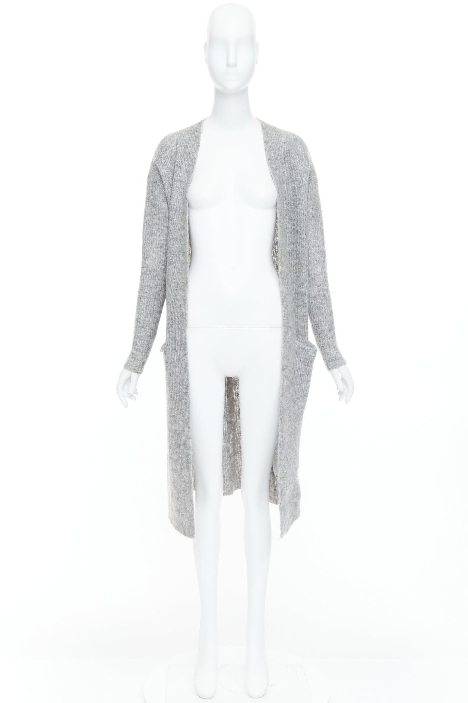 Pull cardigan long en laine mohair mélangée grise MALENE BIRGER XS en vente 4