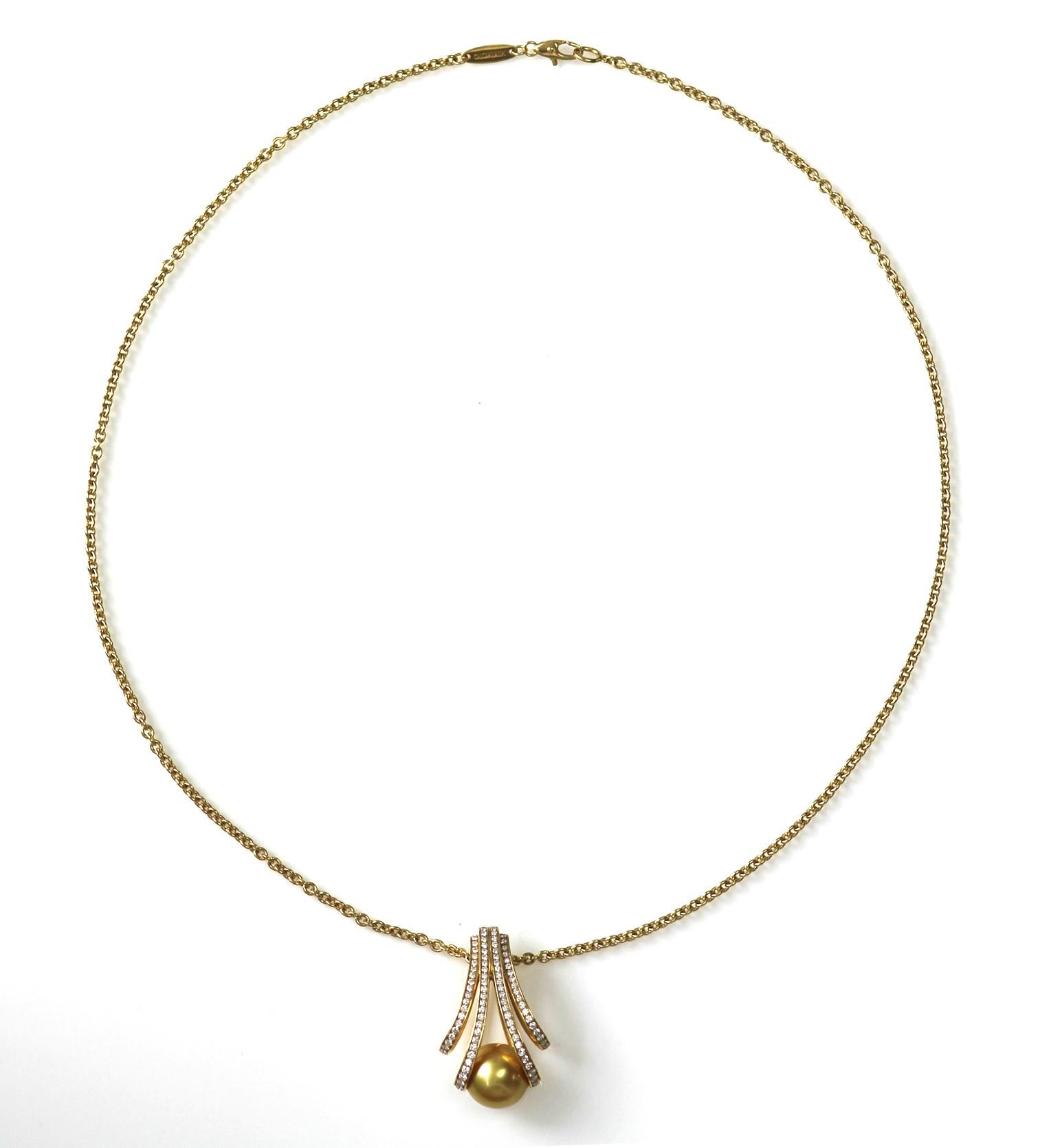 Mikimoto South-Sea Gold Pearl & Diamond ‘World of Creativity’ Pendant - 18K Gold In Excellent Condition In London, GB
