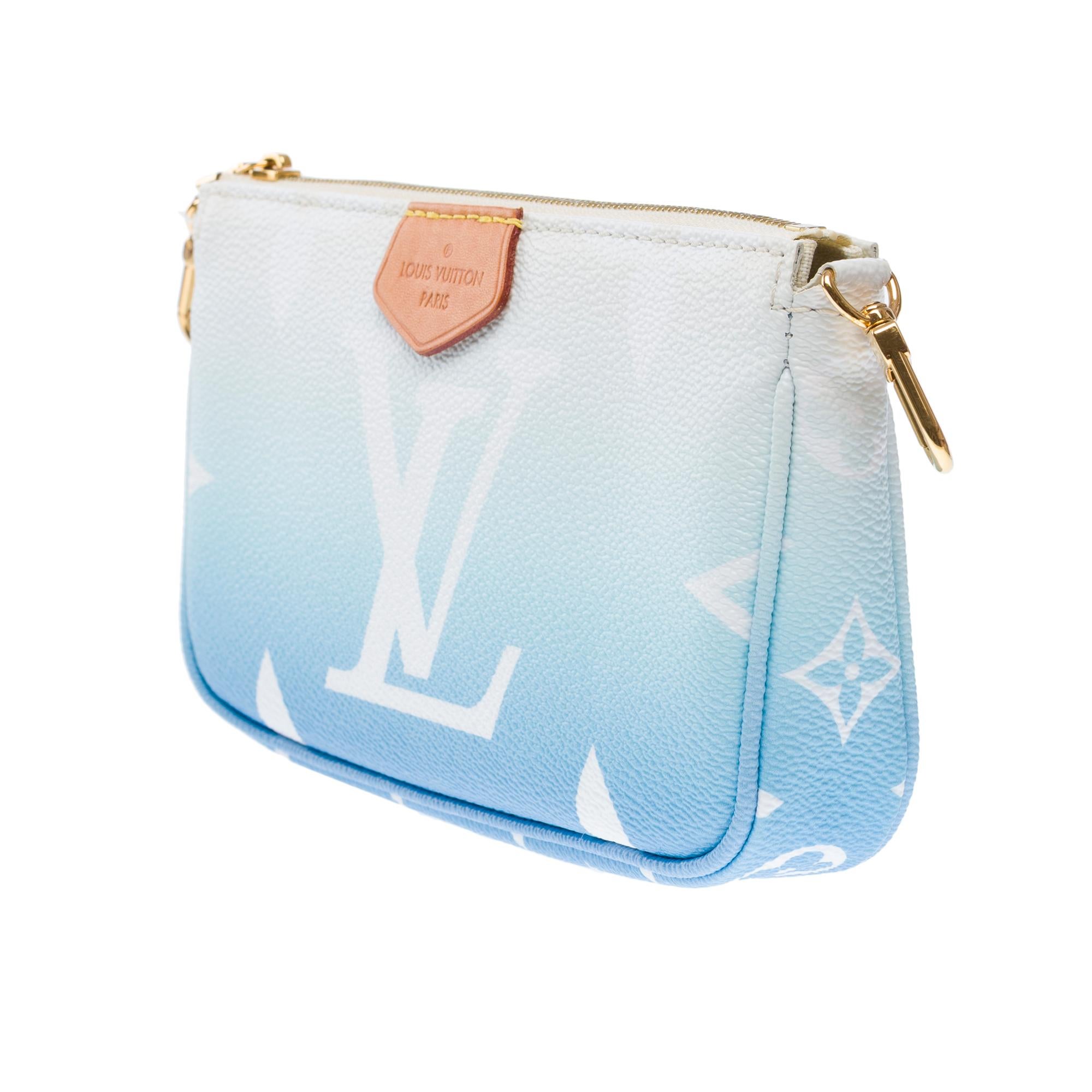 By the Pool Louis Vuitton Multi-Pochette shoulder bag in Blue canvas, GHW For Sale 5